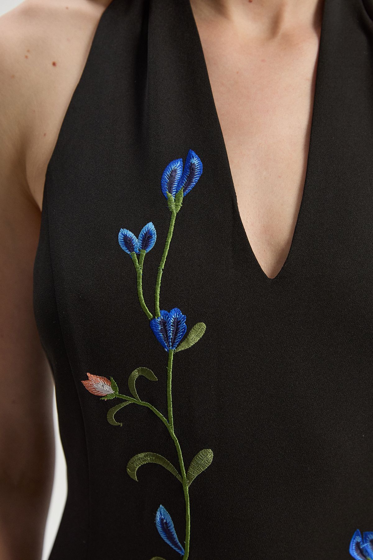 KarenMillen Placed Floral Halter Embroidered Crepe Woven Maxi Dress