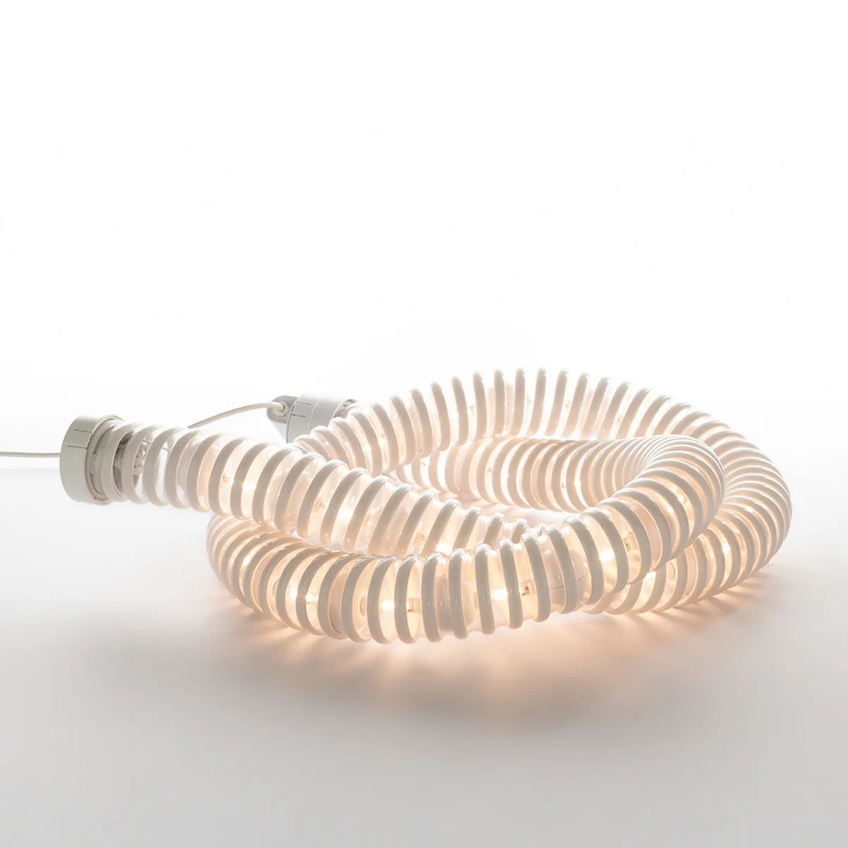Artemide - Boalum LED-Tisch- und Bodenleuchte, Ø 6 x L 200 cm, weiß