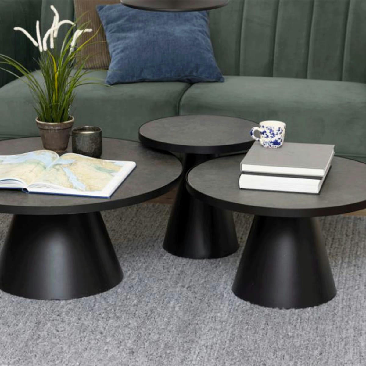 SOLANE - Table basse en céramique et métal noir 65cm