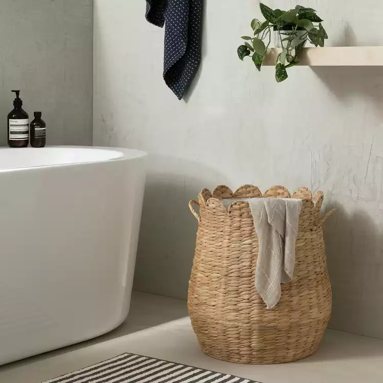 Habitat 70L Scallop Water Hyacinth Laundry Hamper - Natural