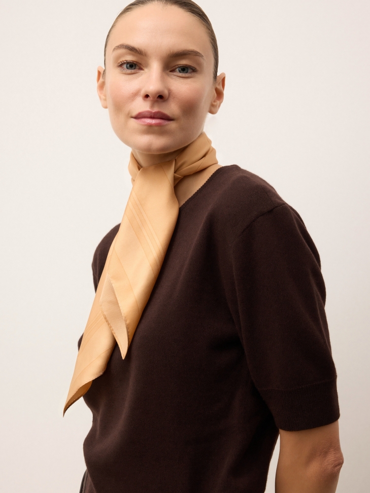 Elegant silk scarf with geometric patterns