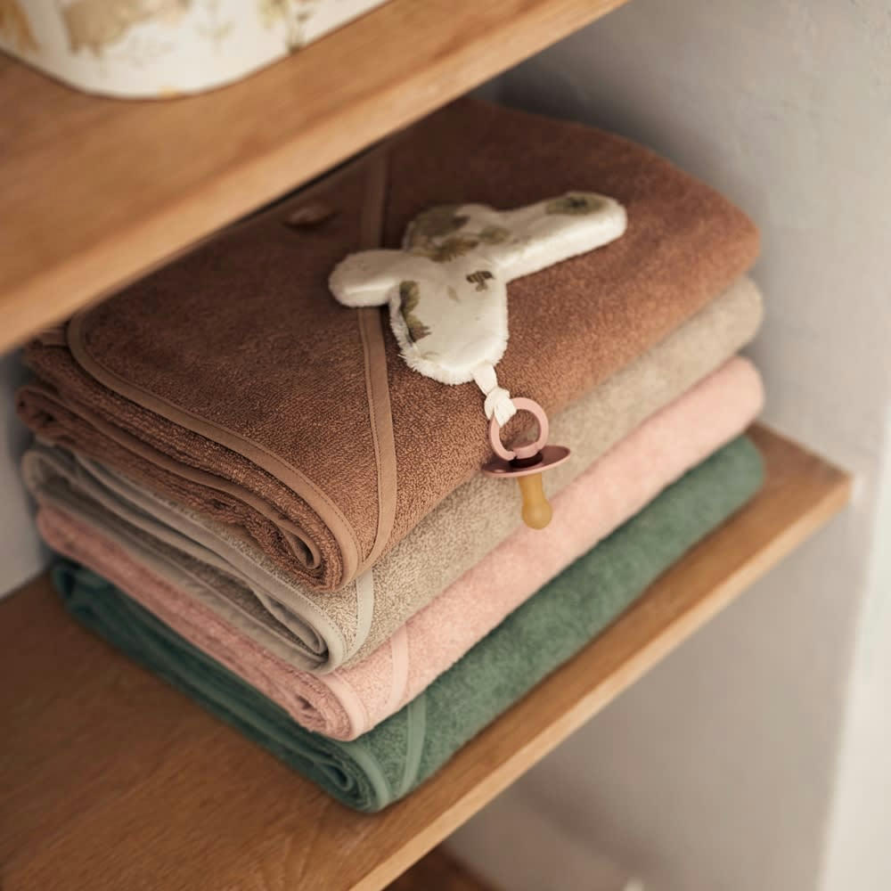 - Cape de bain en éponge Pale Pink (100 x 100 cm)