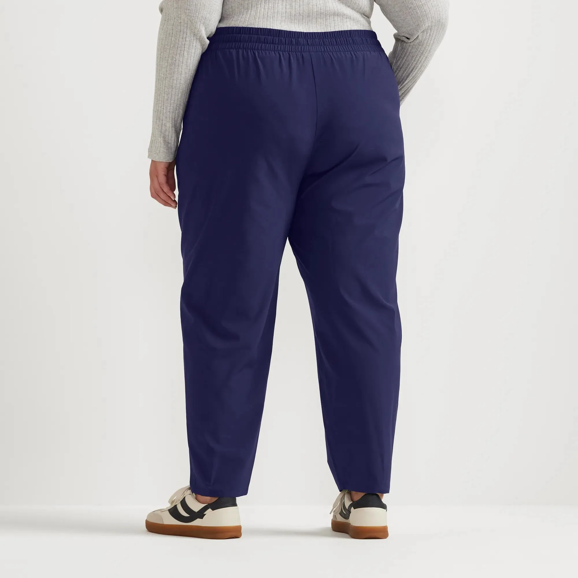 Women's Departure Stretch Tie-Front Ankle Pants