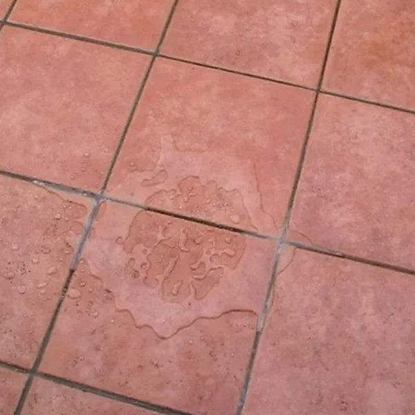 Magic Terrace (1L) - Hydrofuge pour terrasses, balcons et autres surfaces qui empêche les fuites d'eau dans la maison