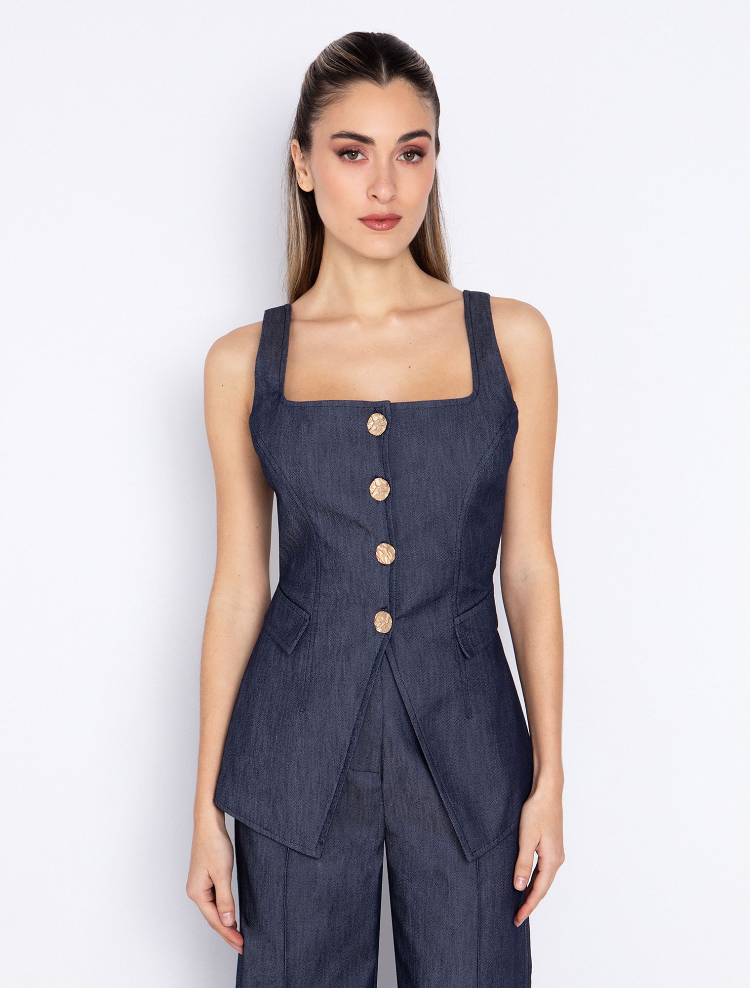 Γιλέκο σε denim όψη