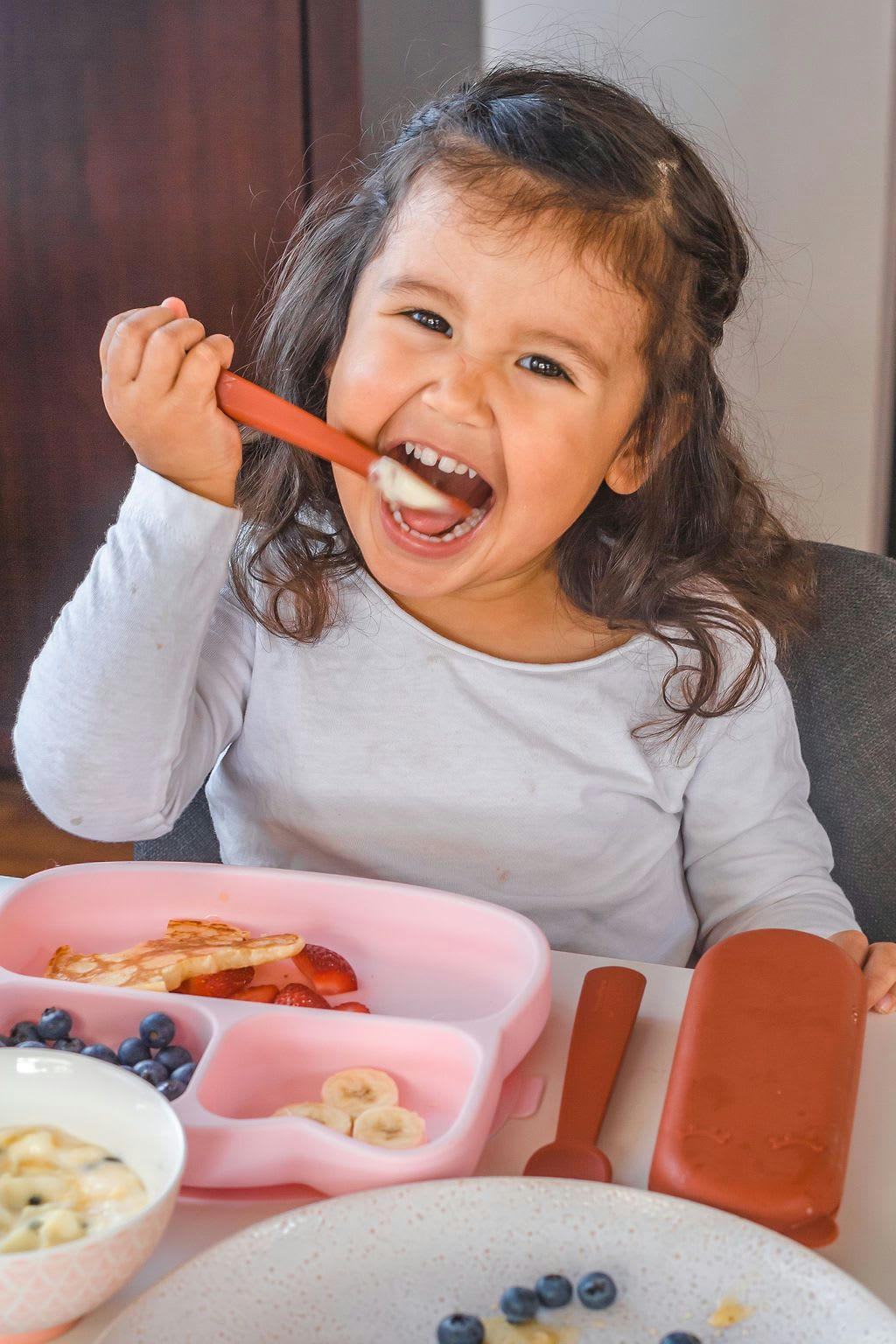 - Couverts bébé en silicone  Brique