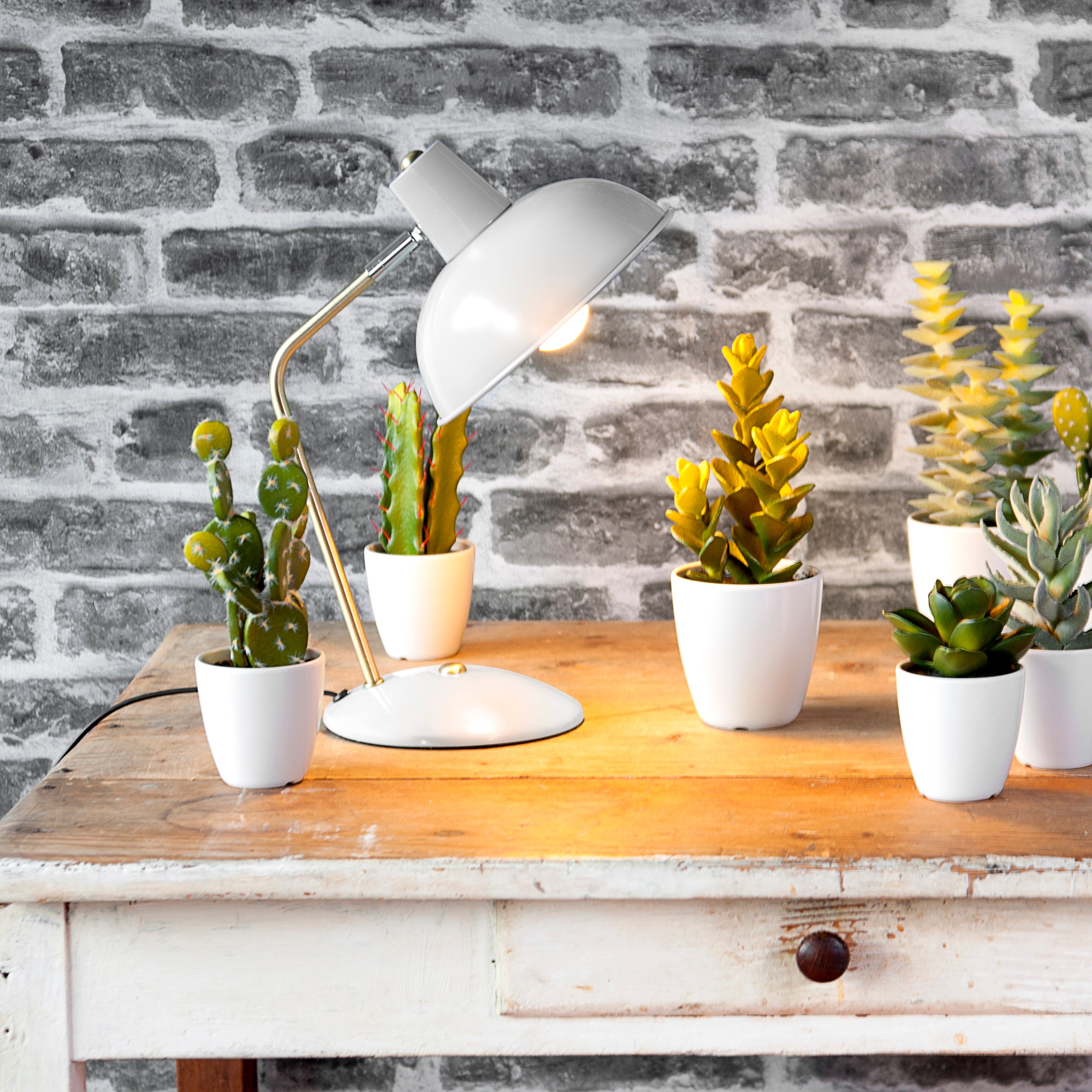 Leitmotiv Hood Tafellamp