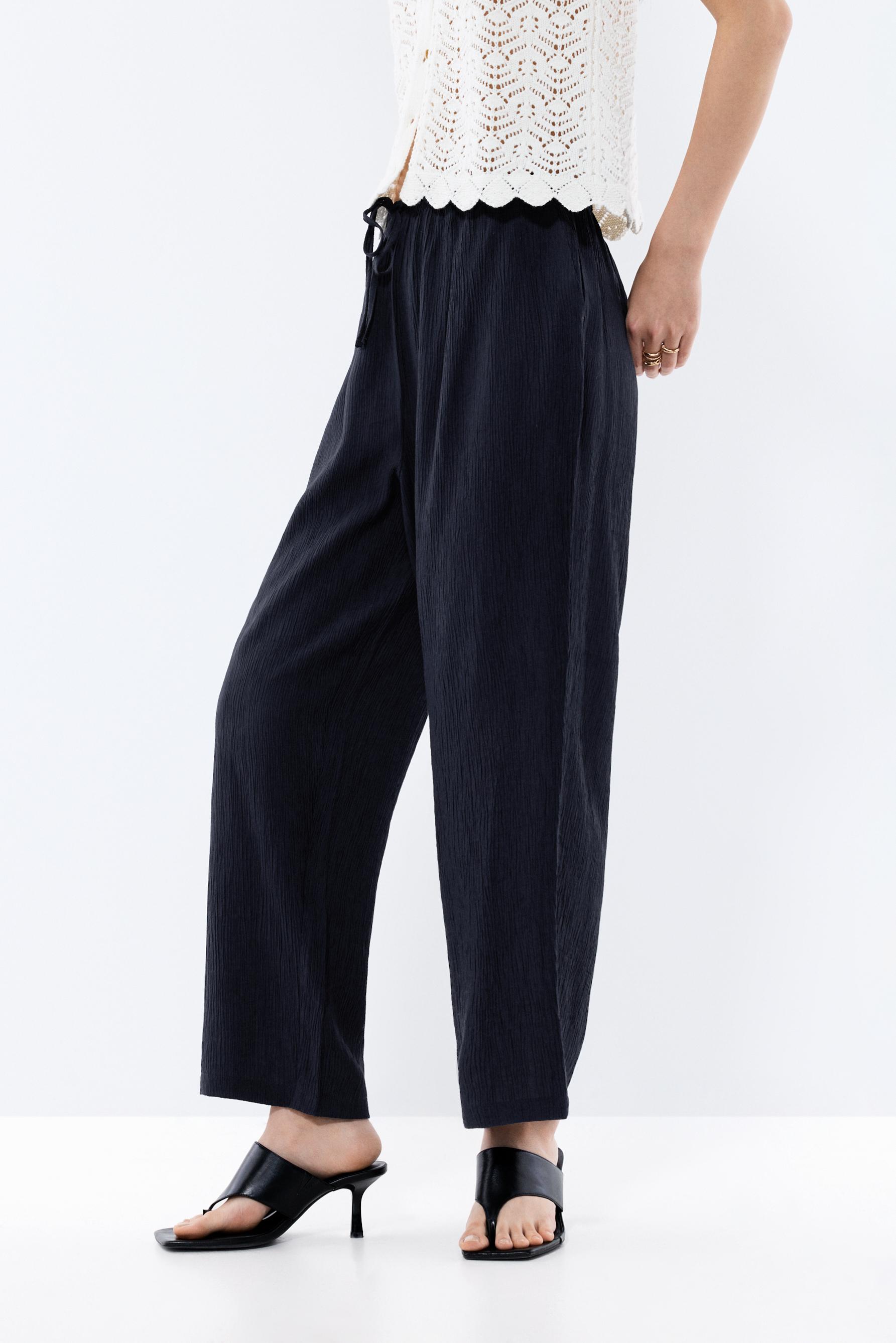 Pantalón jogger textura