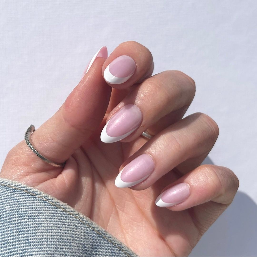 House of Amor French Fancy - Press On Nails