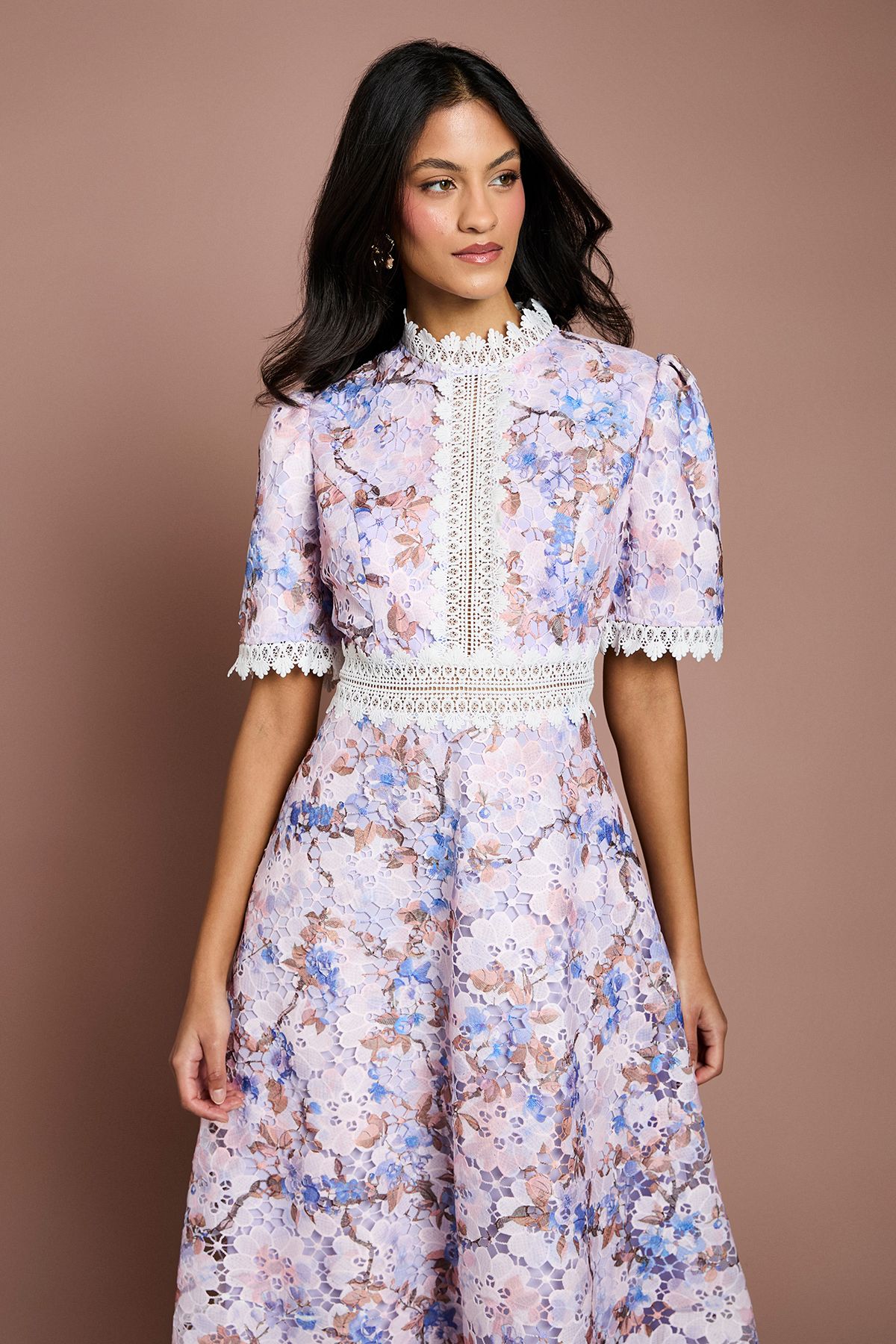 Coast Petite Printed Lace Short Sleeve Trim Detail Midi Dress