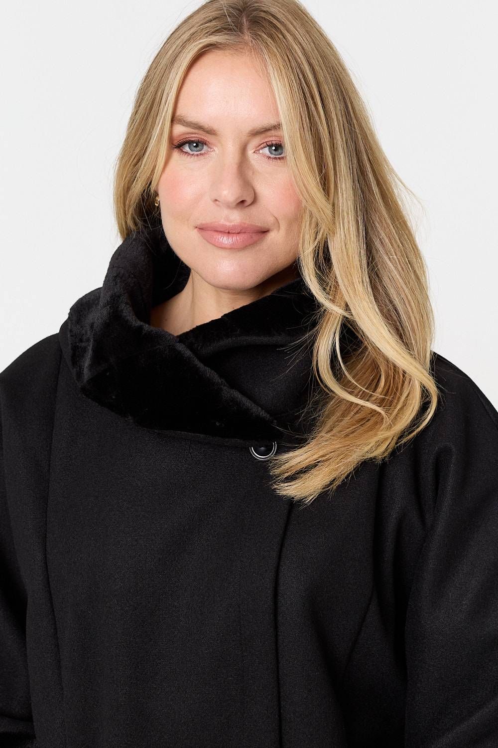 Izabel London Faux Fur Trim 3/4 Sleeve Cape Coat