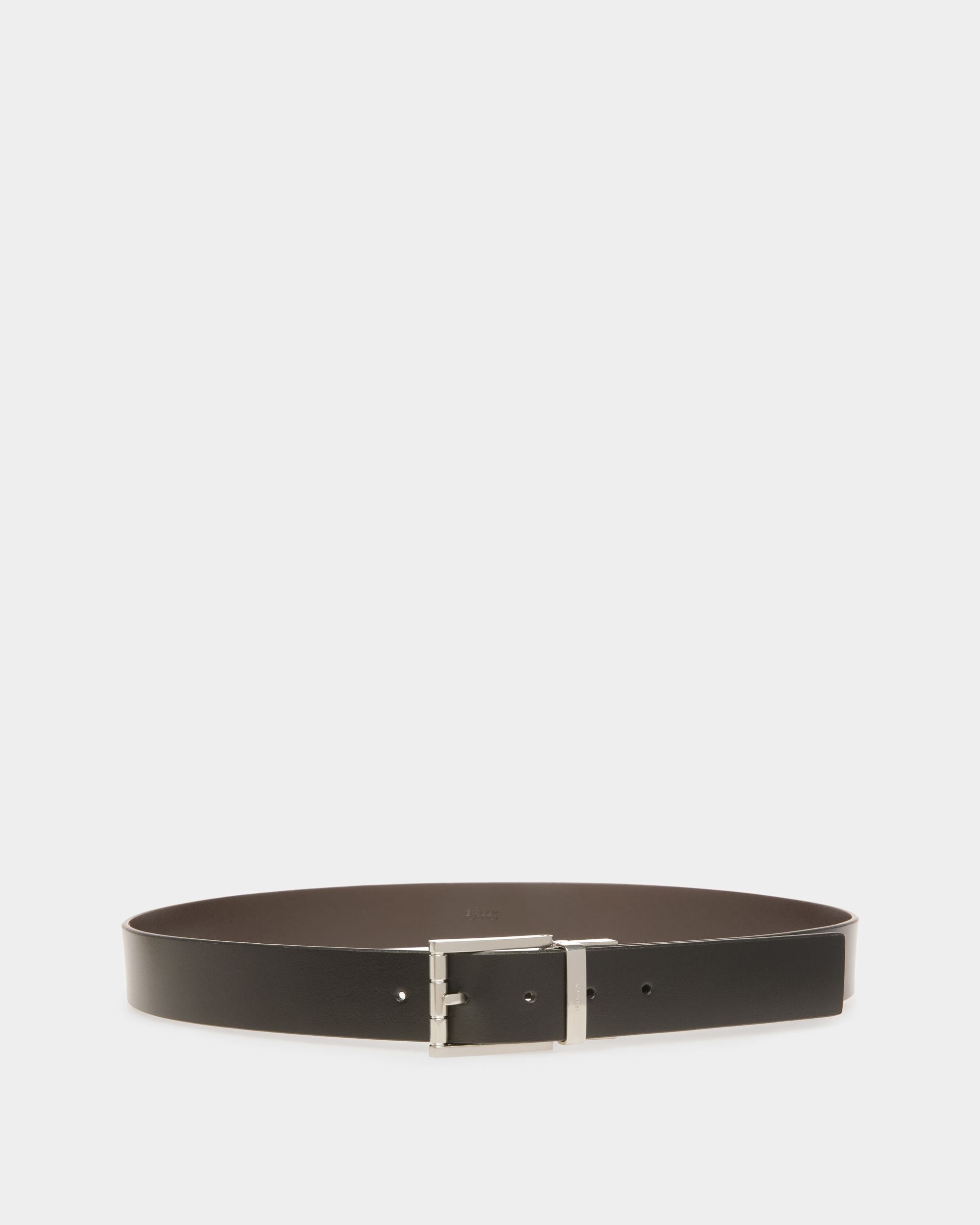 Anzuggürtel Aus Leder In Schwarz