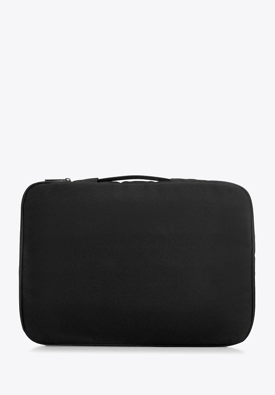 Pokrowiec na laptopa 15'' z ukośnymi przeszyciami czarny