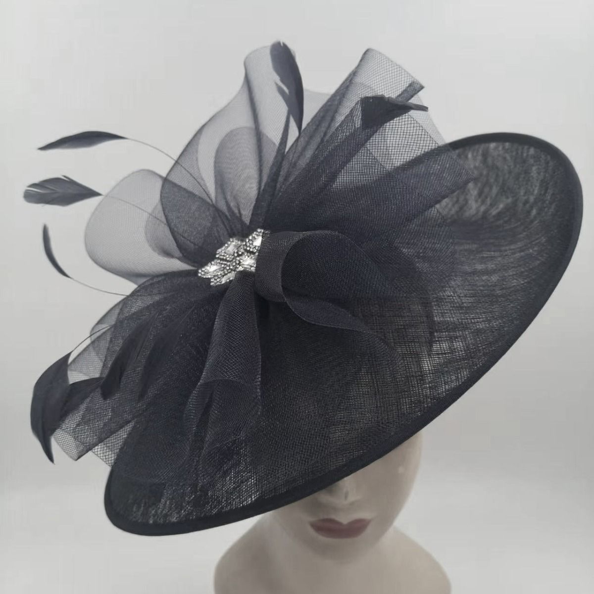 PEACH ACCESSORIES Wedding & Races Fascinator with Tulle & Crystals