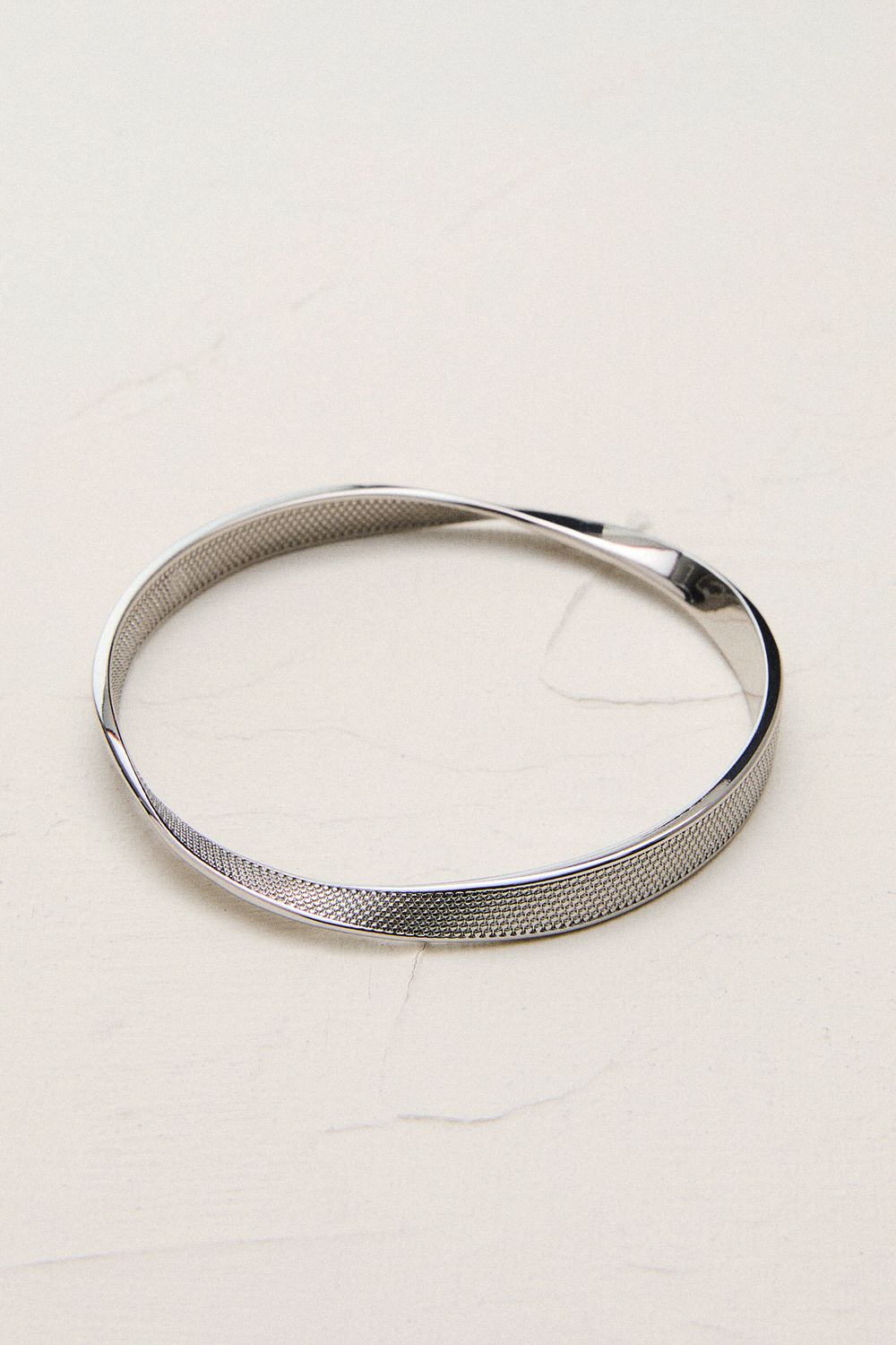 KarenMillen Silver Tone Textured Twist Narrow Bangle