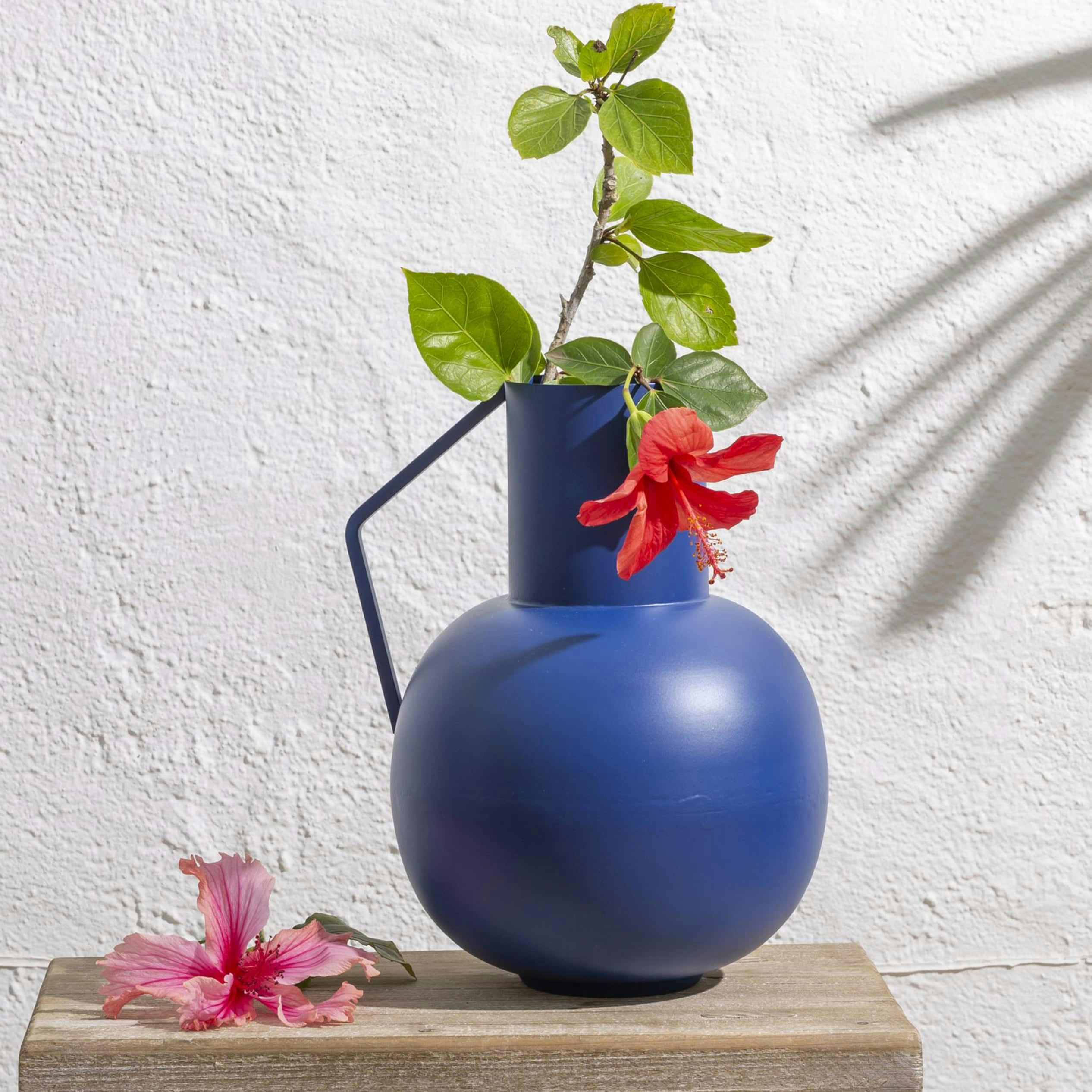 BELLEZZA - Vase en métal bleu