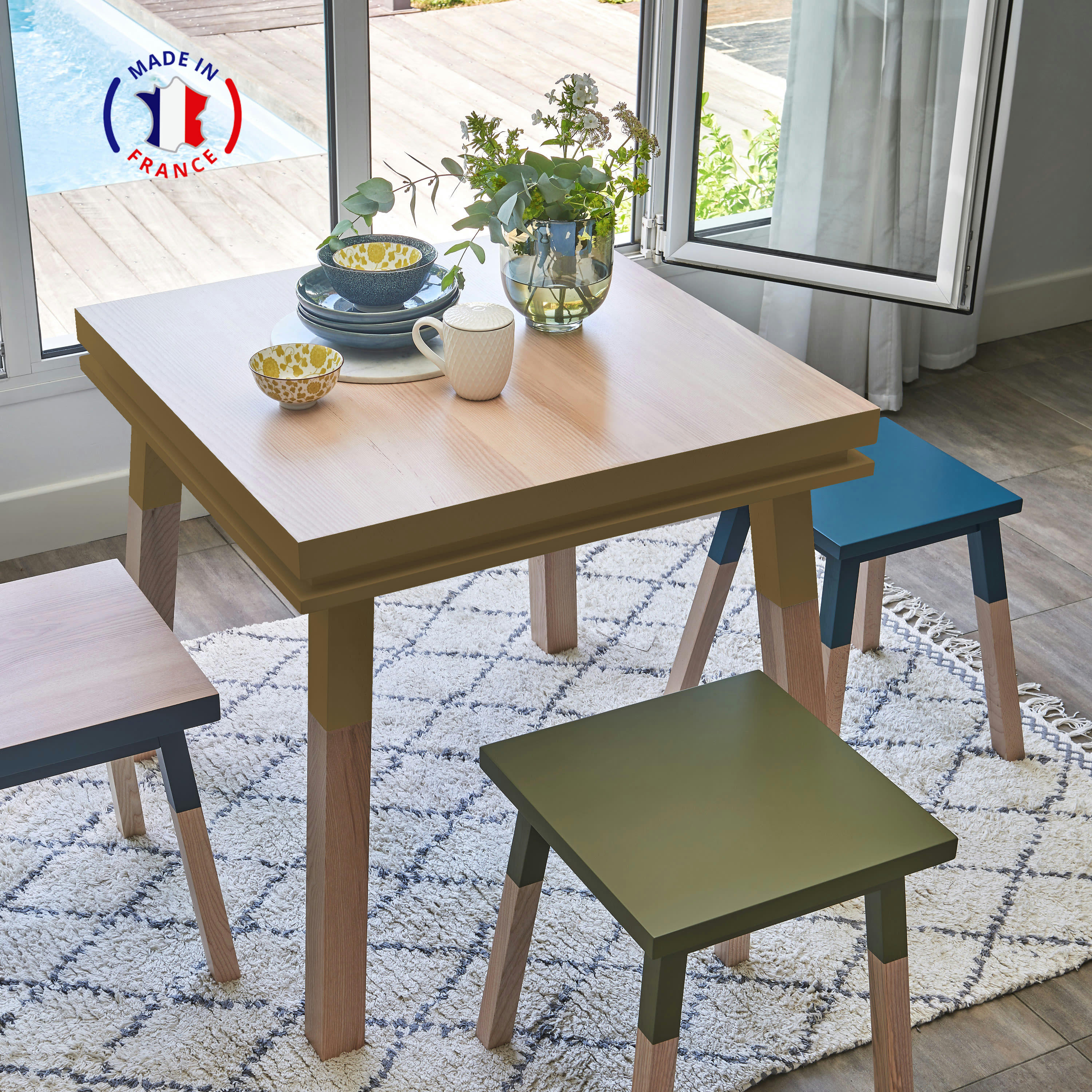 EGEE - Table de cuisine carrée avec tiroir 80 cm, 100% frêne massif