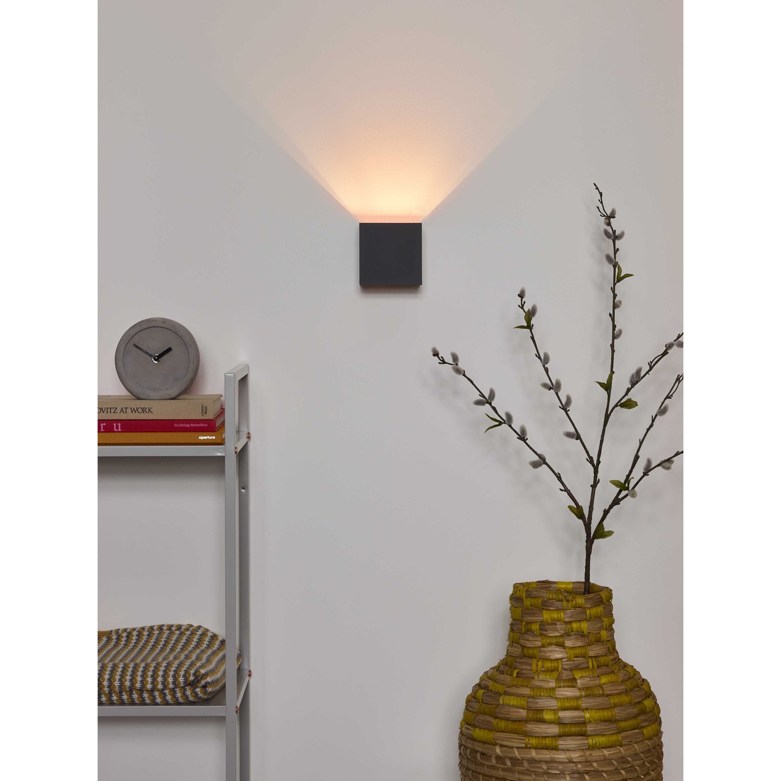 Xio wandlamp vierkant koffie