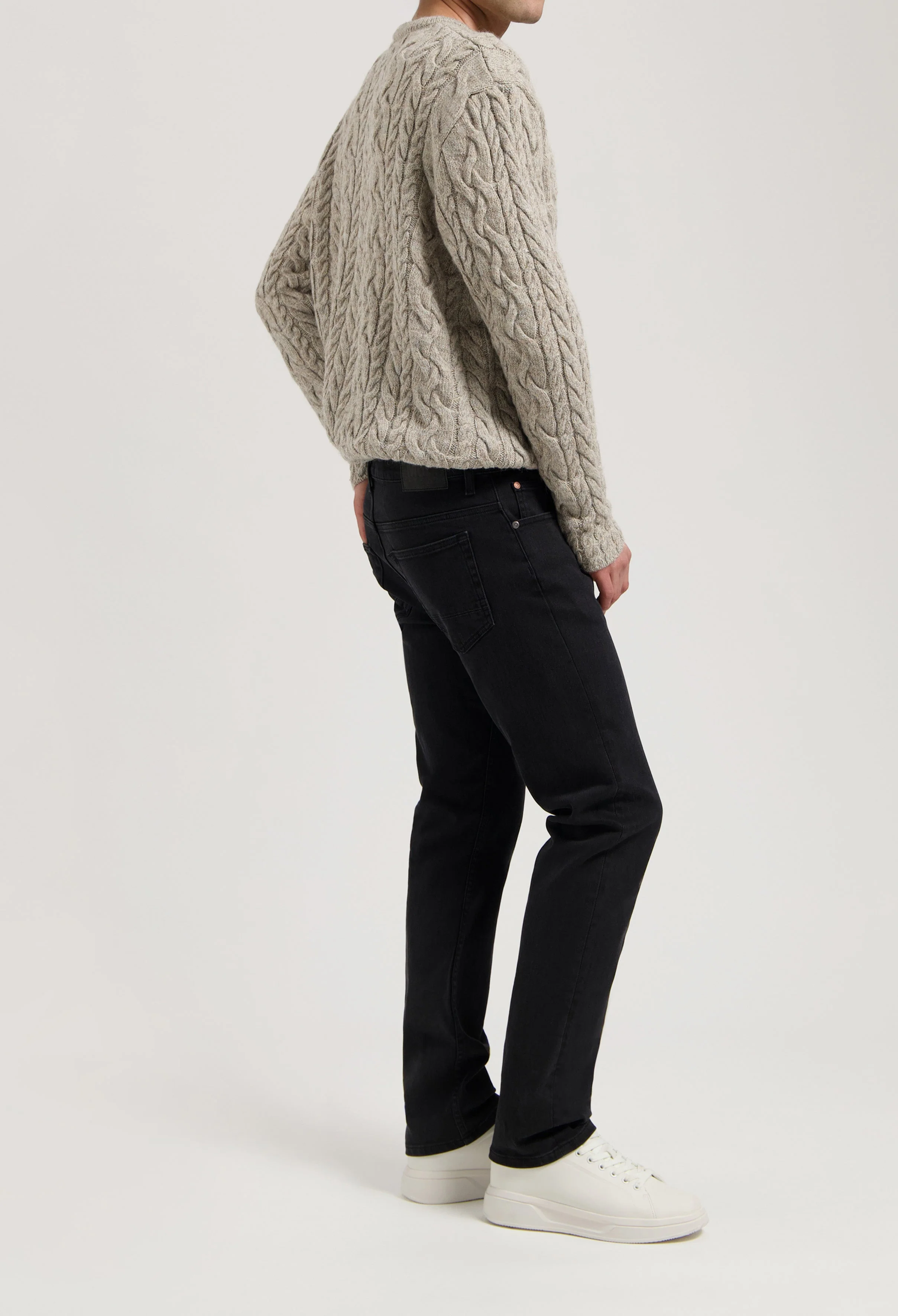 Hank Mid Tapered - Stone Black
