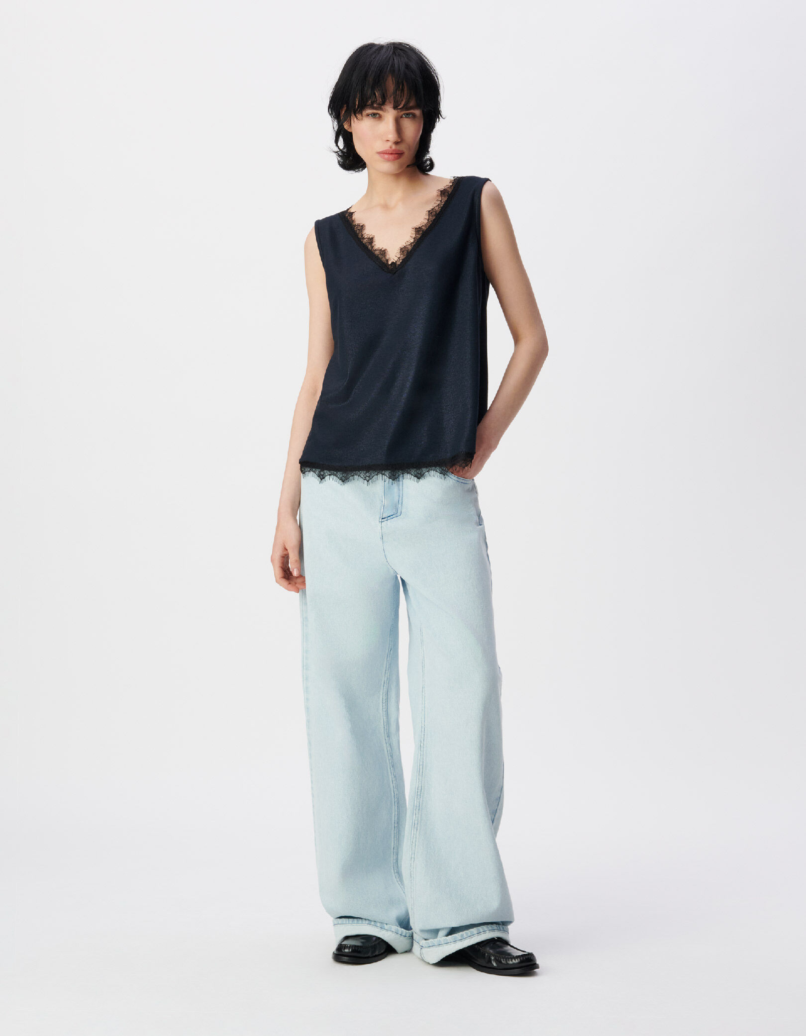 Tee-shirt sans manches marine bordé dentelle Femme