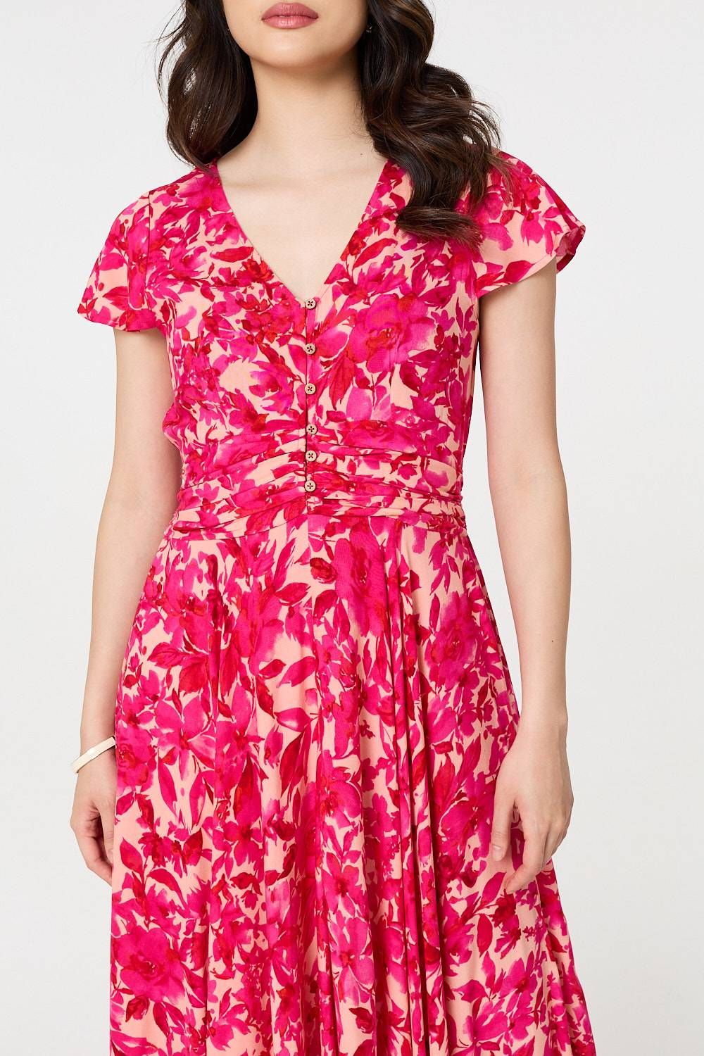 Izabel London Floral Cap Sleeve Ruched Maxi Dress
