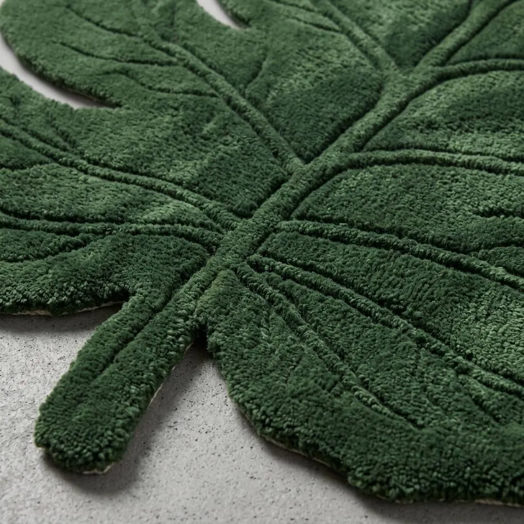 Monstera Leaf Rug Hand Tufted Green Wool Carpet for Boho Living Room Plant Lover Decor