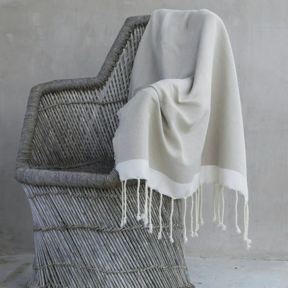 COURCHEVEL - Plaid coton  130x170 taupe clair / écru