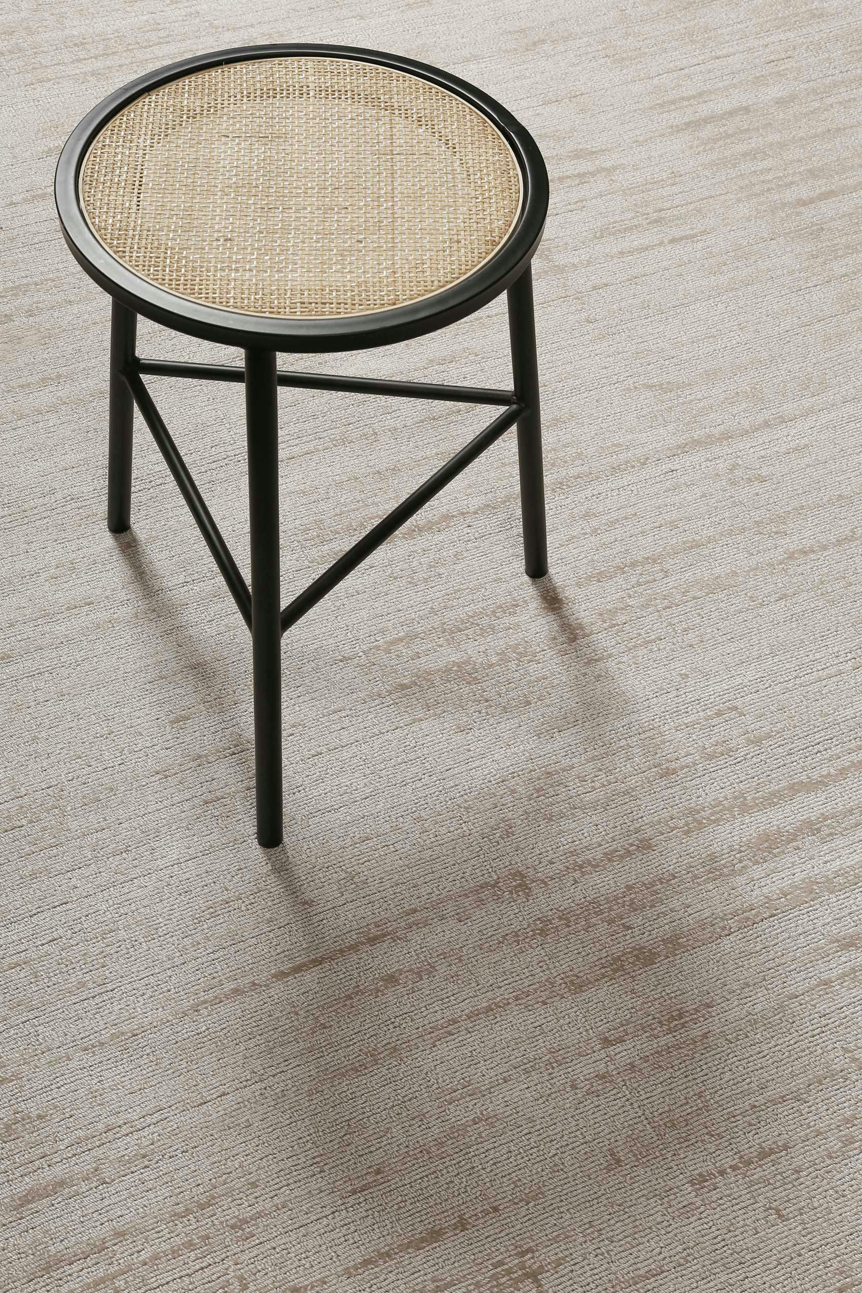 MIRAMONTI - Tapis fait main à poil ras effet soie beige crème Ø200