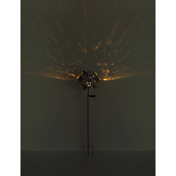 Solarleuchte, Windrad-Design, LxBxH: 320x175x124 cm, silberfarben