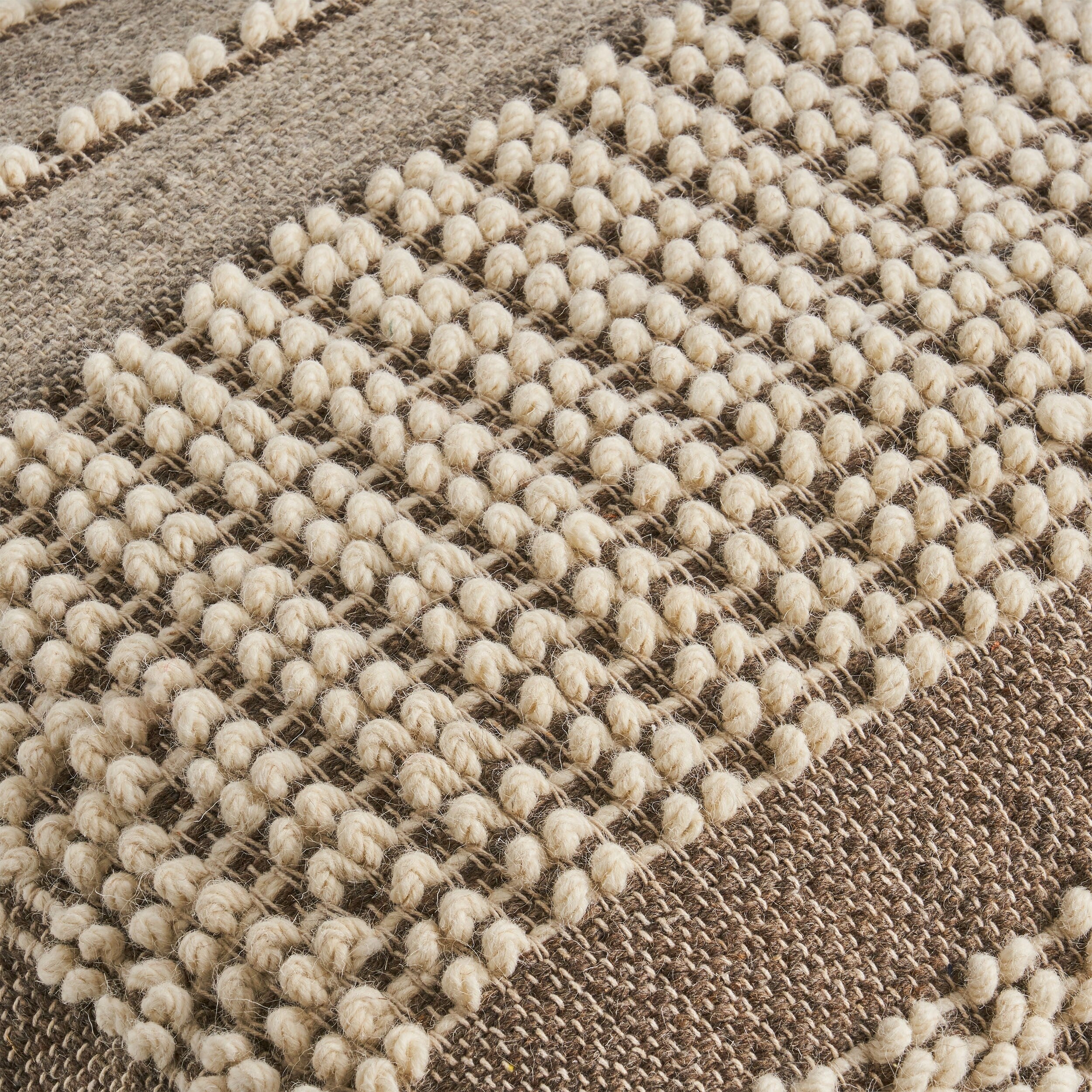 Morro Bay Hcrafted Water resistant Pouf,Comfortable choice, multiple functions, classic design, and cozy corners Red Multi