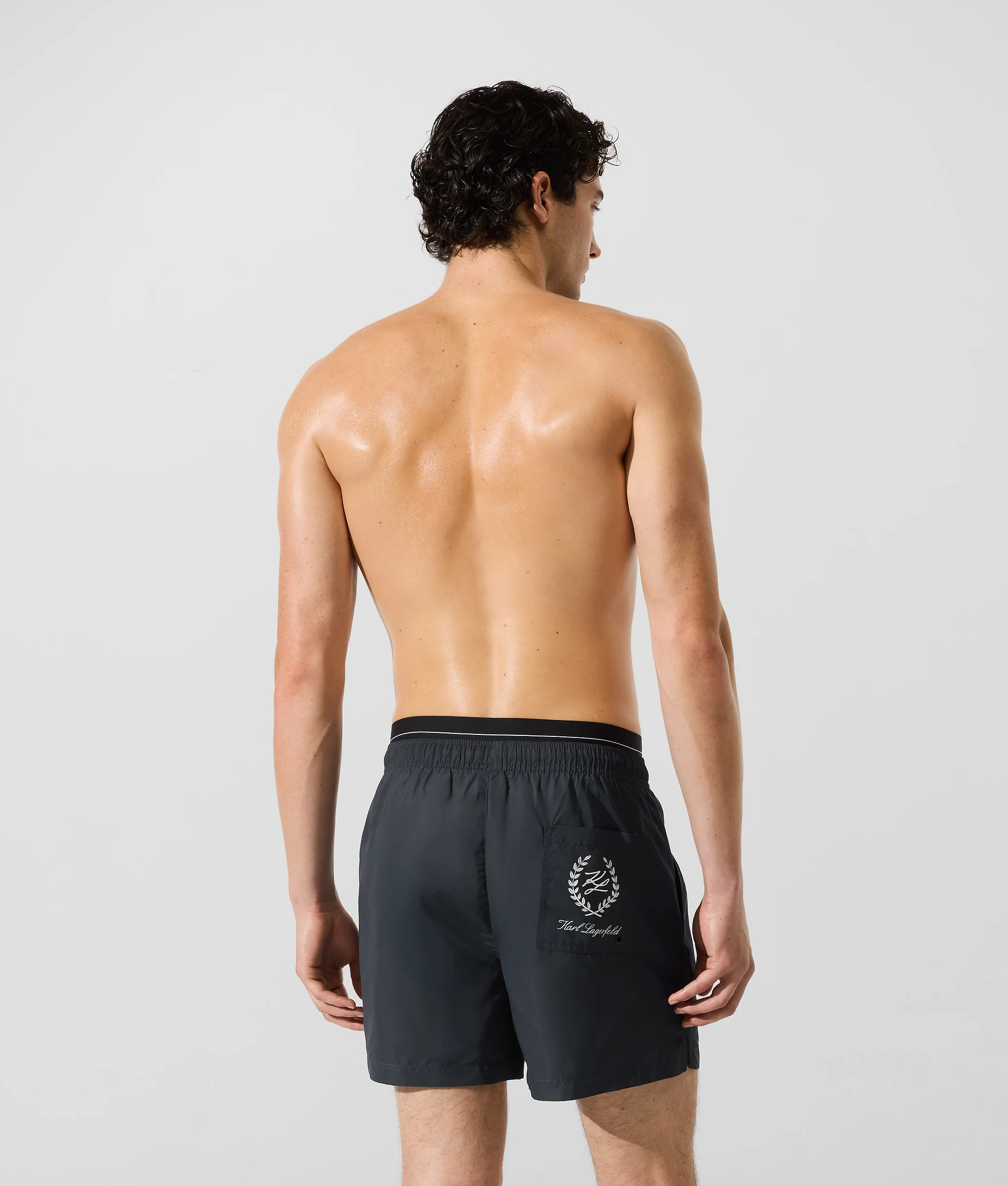 Short de bain avec un double élastique à la taille