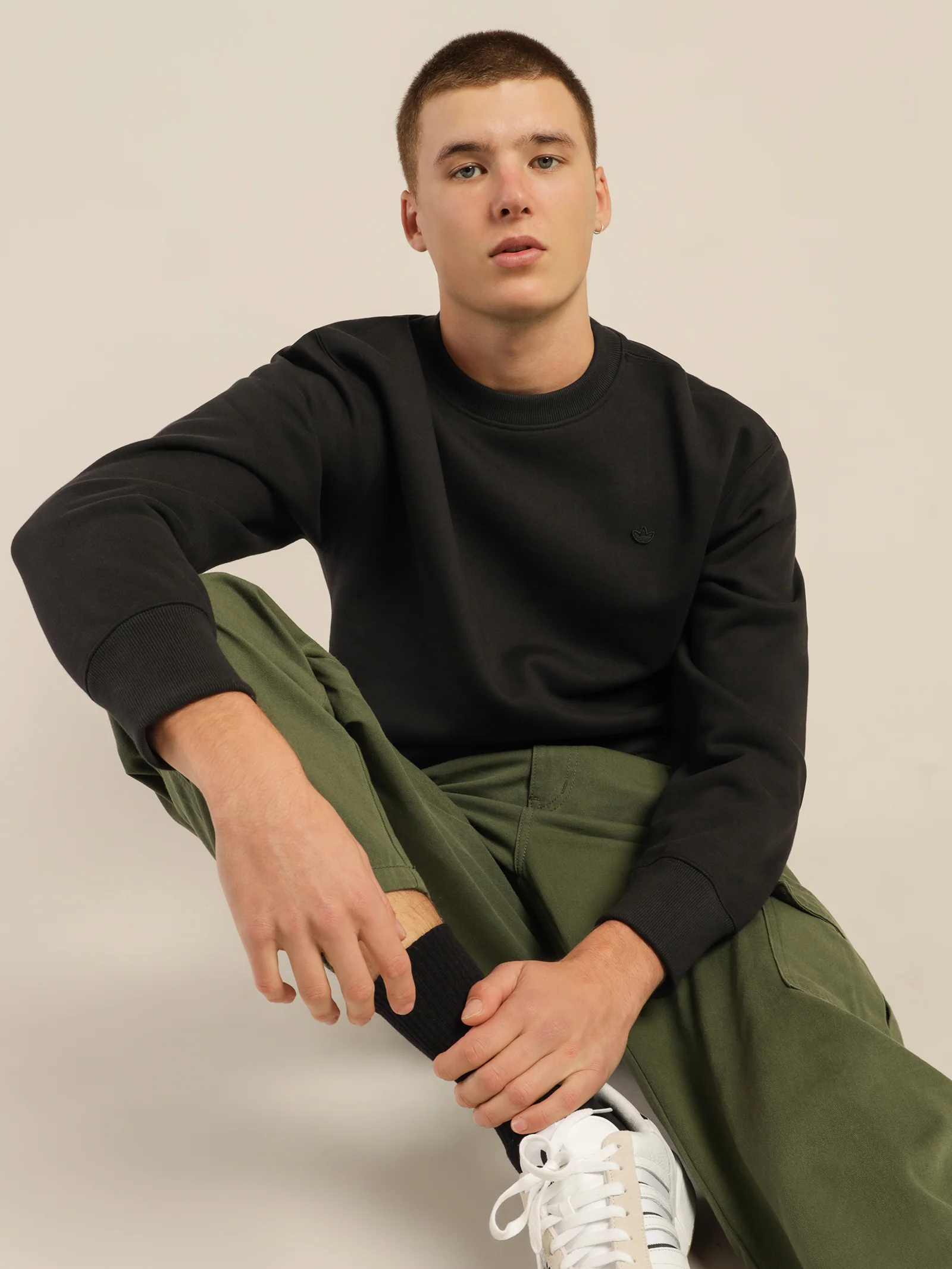 Adicolor Trefoil Crewneck Sweatshirt