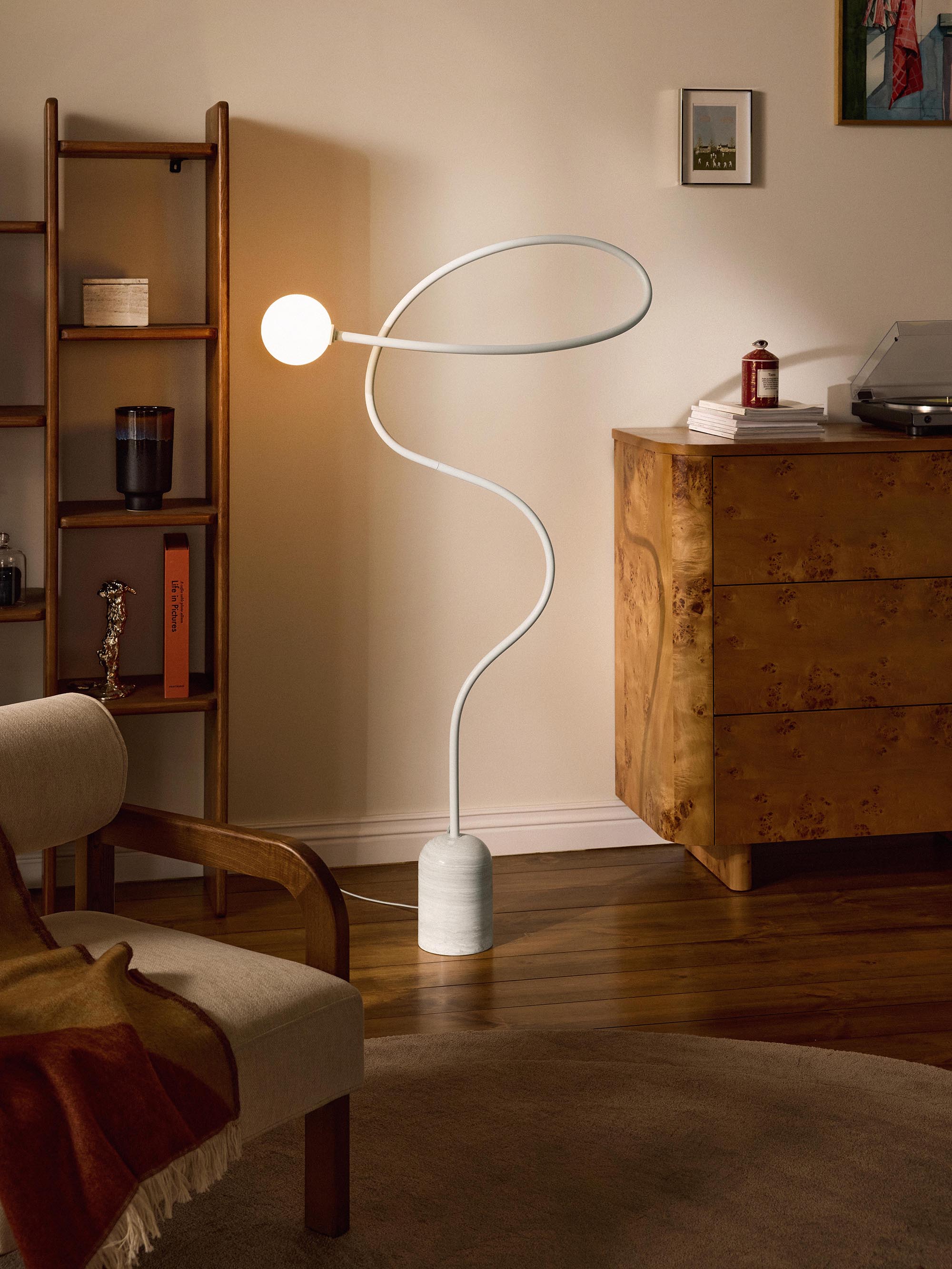 Stehlampe Alina mit Marmorfuß
