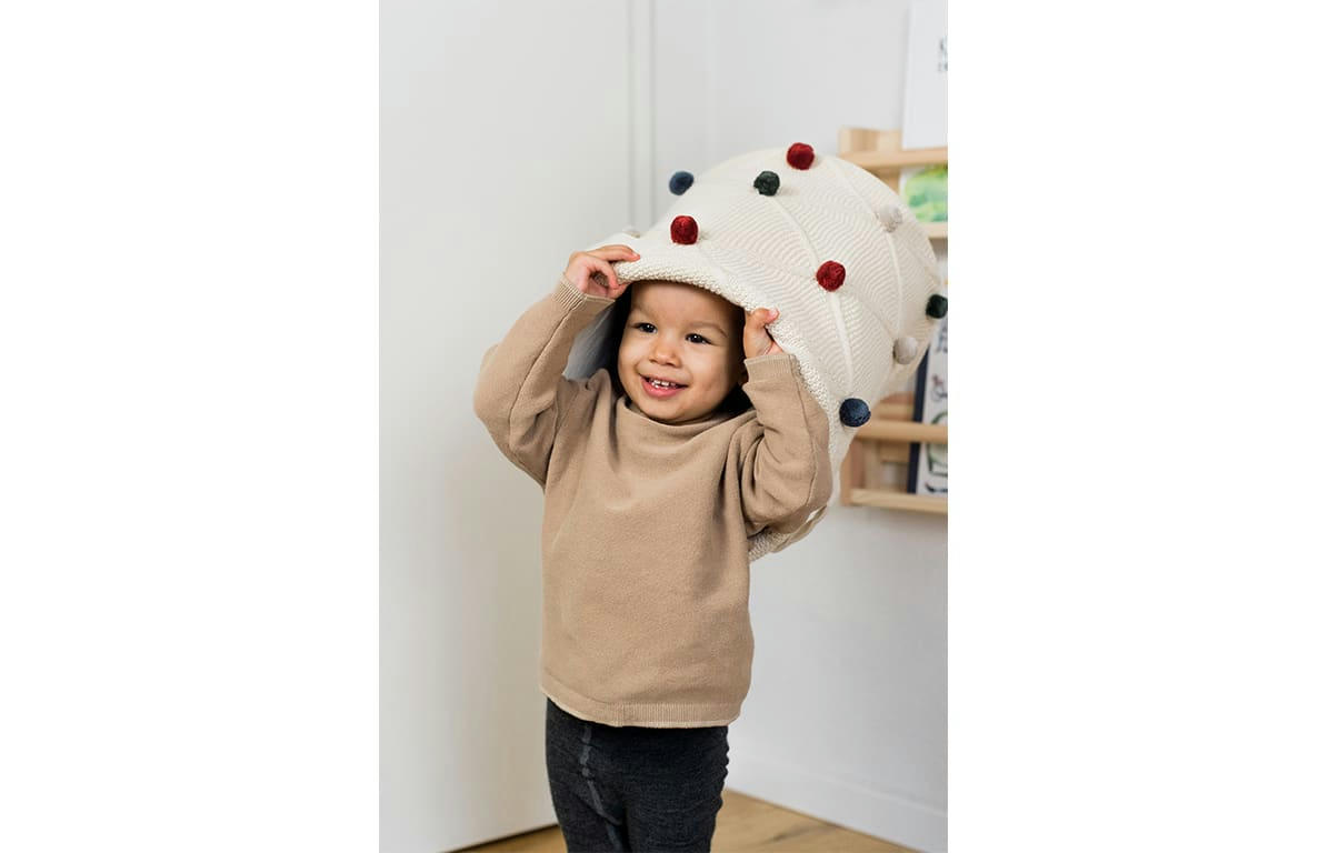 - Panier de rangement avec pompons en coton certifié