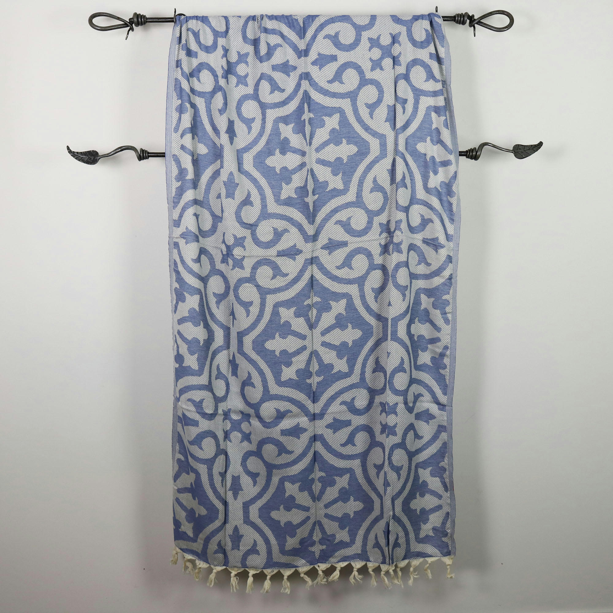- Fouta baroque 100% coton avec franges bleu jeans 100x170cm