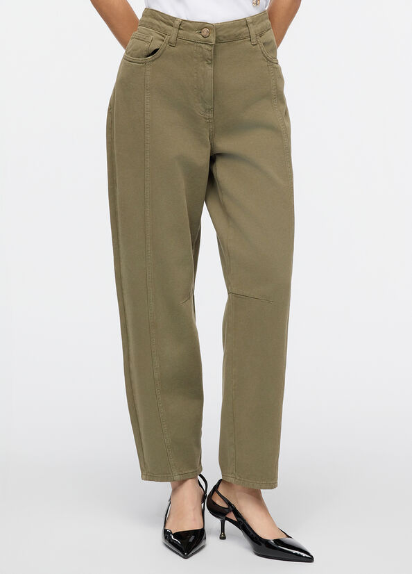 Pantaloni straight