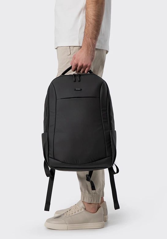 Męski plecak z miejscem na laptopa 15,6” czarny