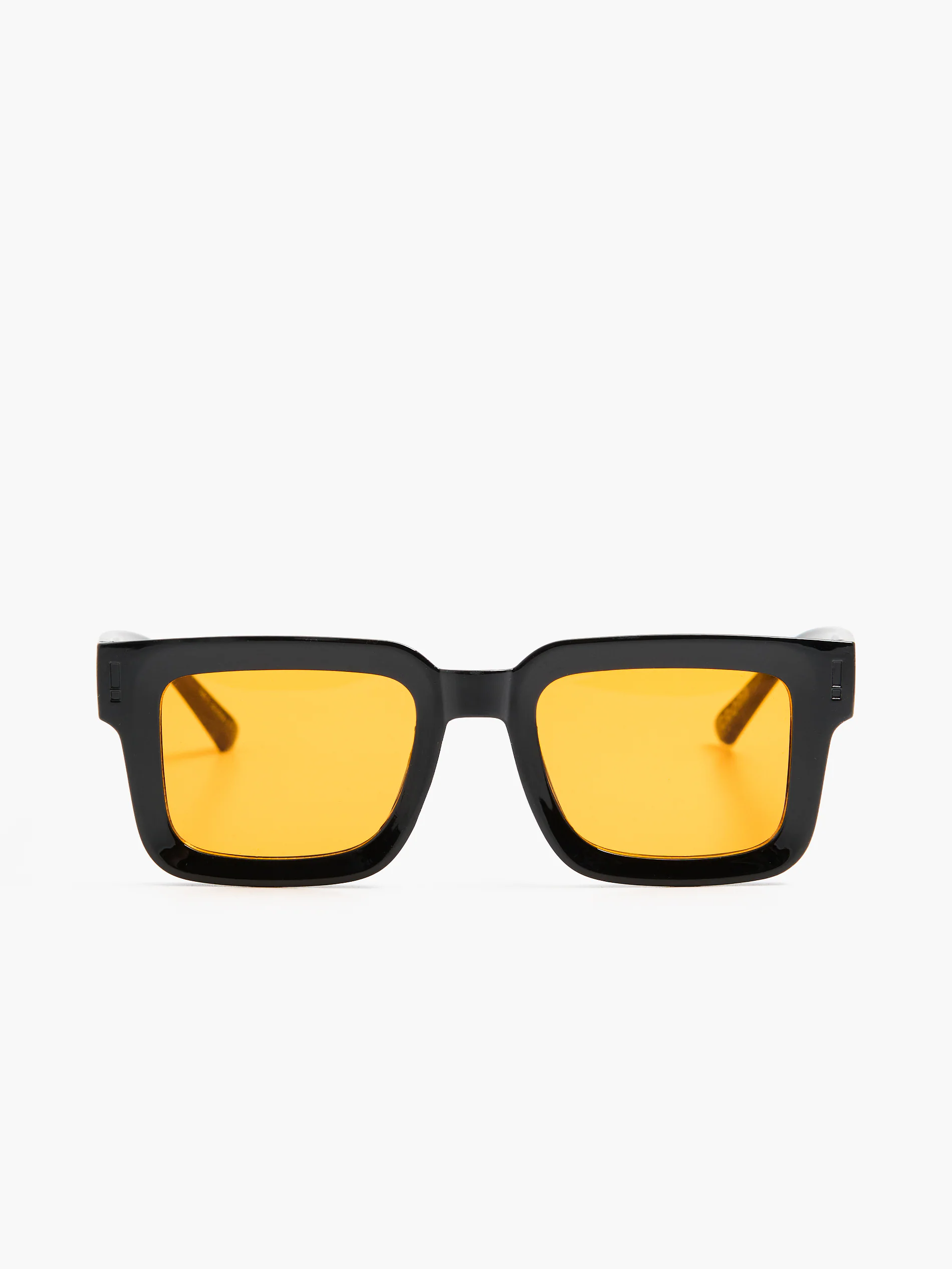 Retro okulary przeciwsłoneczne z kolorowymi szkłami