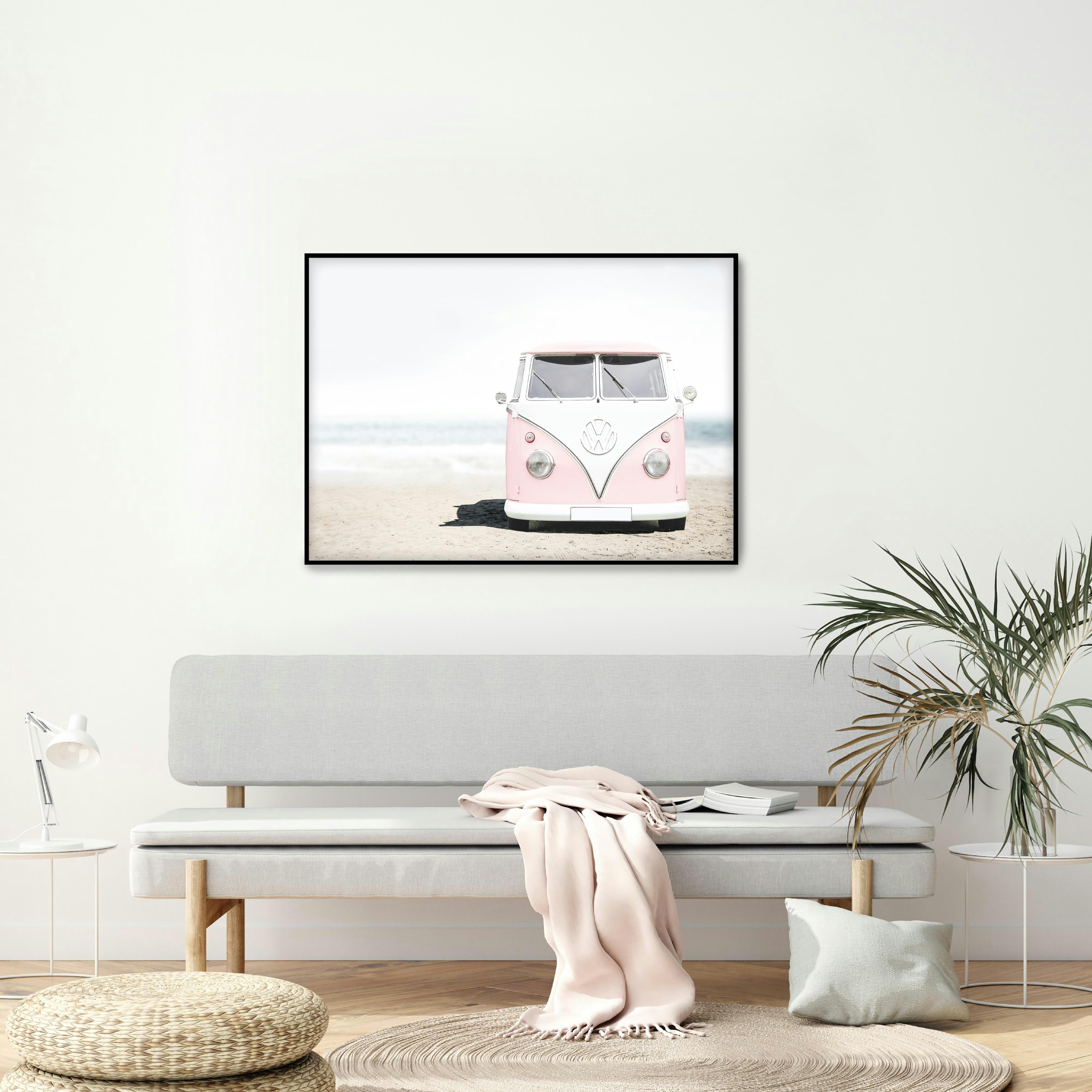 PLAYA - Affiche avec cadre noir - Caravane rose - 30x40