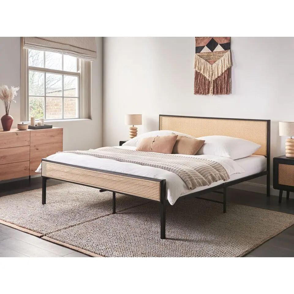 AVANTON - Tweepersoonsbed - Zwart - 160 x 200 cm - PE rotan