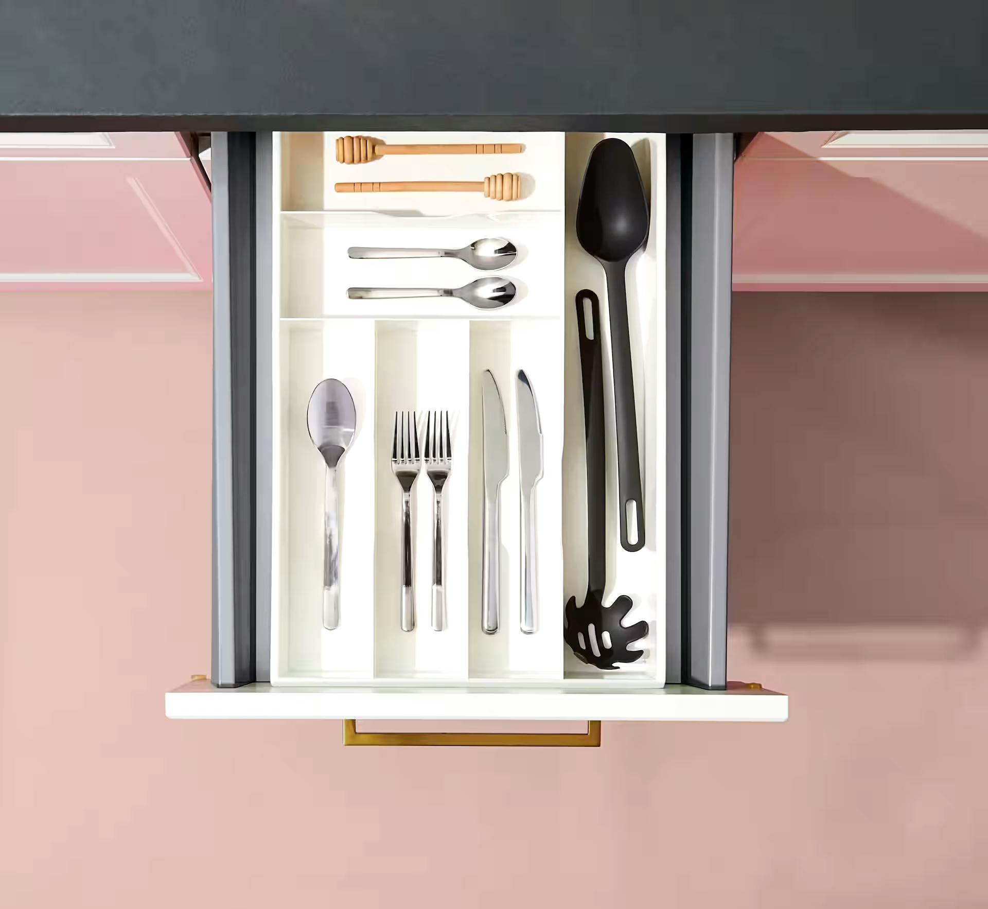 type A Alpha 7-Slot Expandable Cutlery Tray Organizer, White
