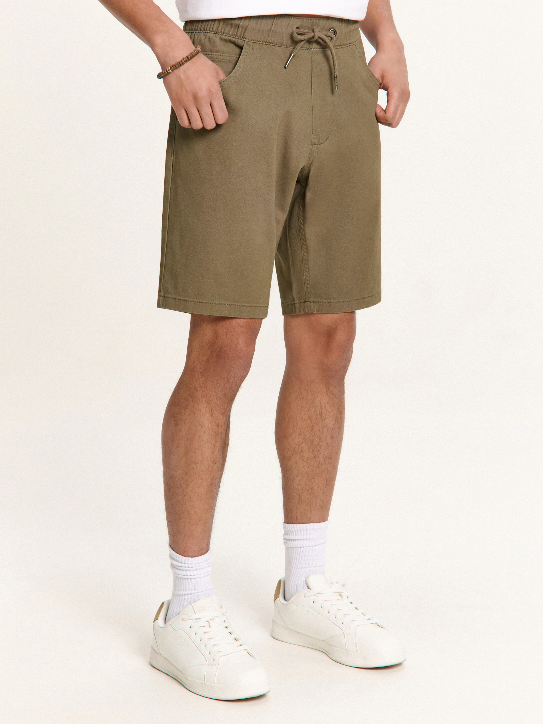 Brązowe szorty typu jogger slim