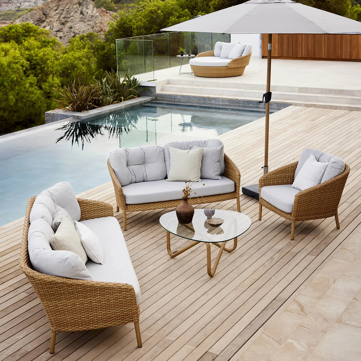 Cane-Line - Wave Couchtisch Outdoor, natural / klar