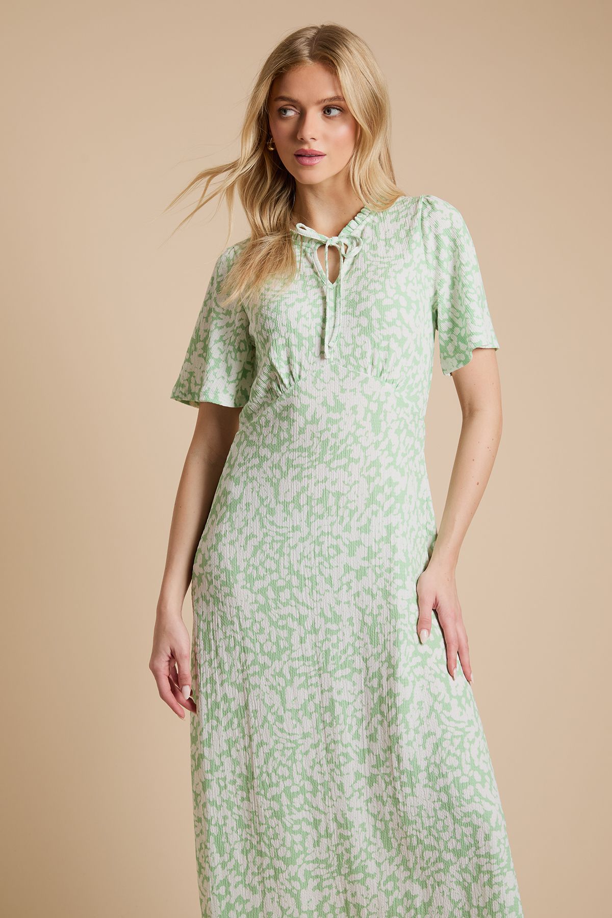 Dorothy Perkins Tie Front Flutter Sleeve Printed Jersey Midi Dress