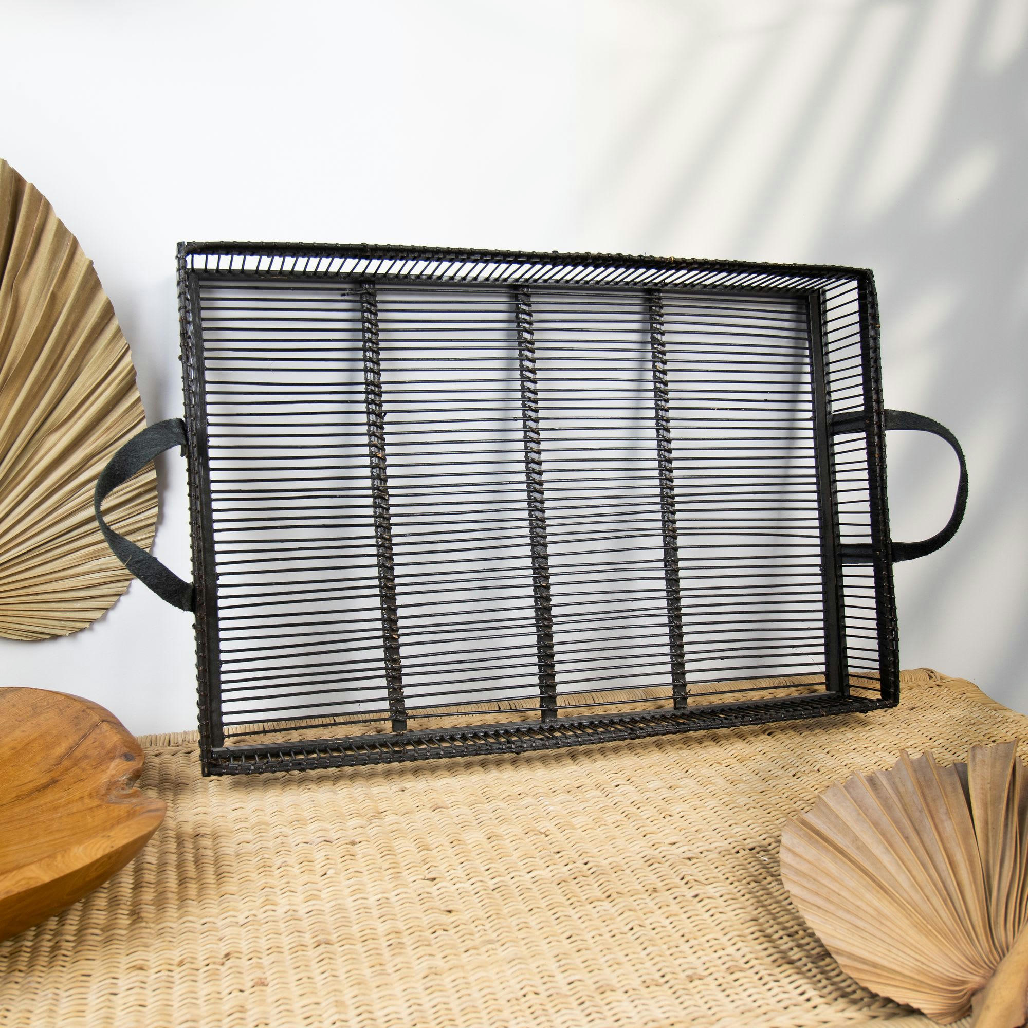 ORDE - Plateau en bambou avec poignées en simili-cuir