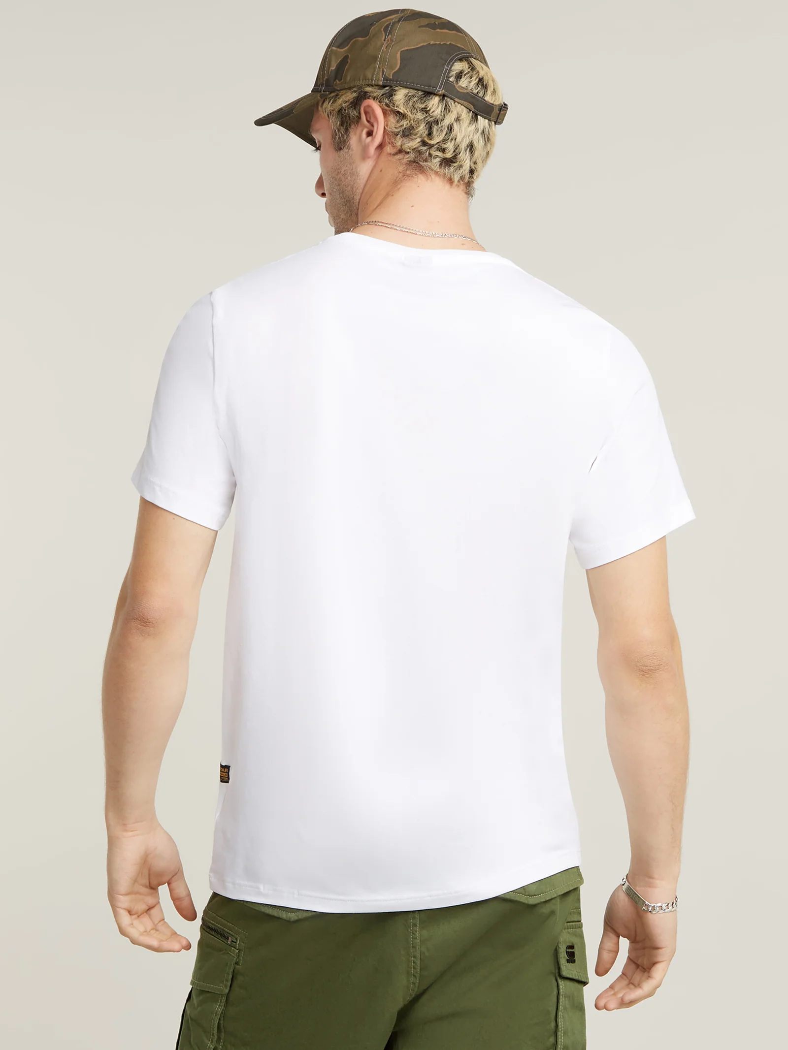 Slim Base R Tee