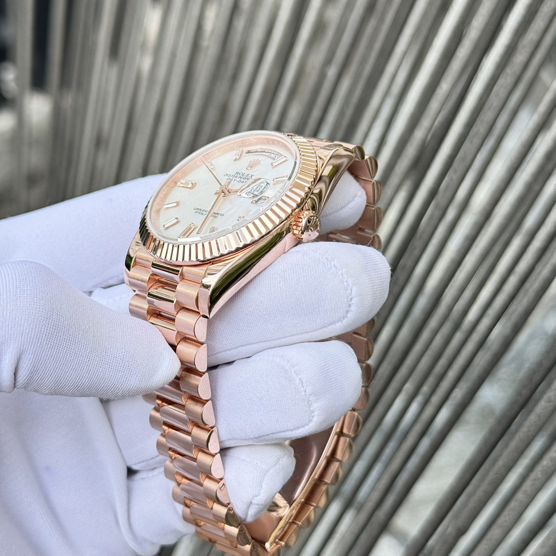 Rolex Day-Date RG Plated MOP Dial With Diamonds 40mm Super Clone