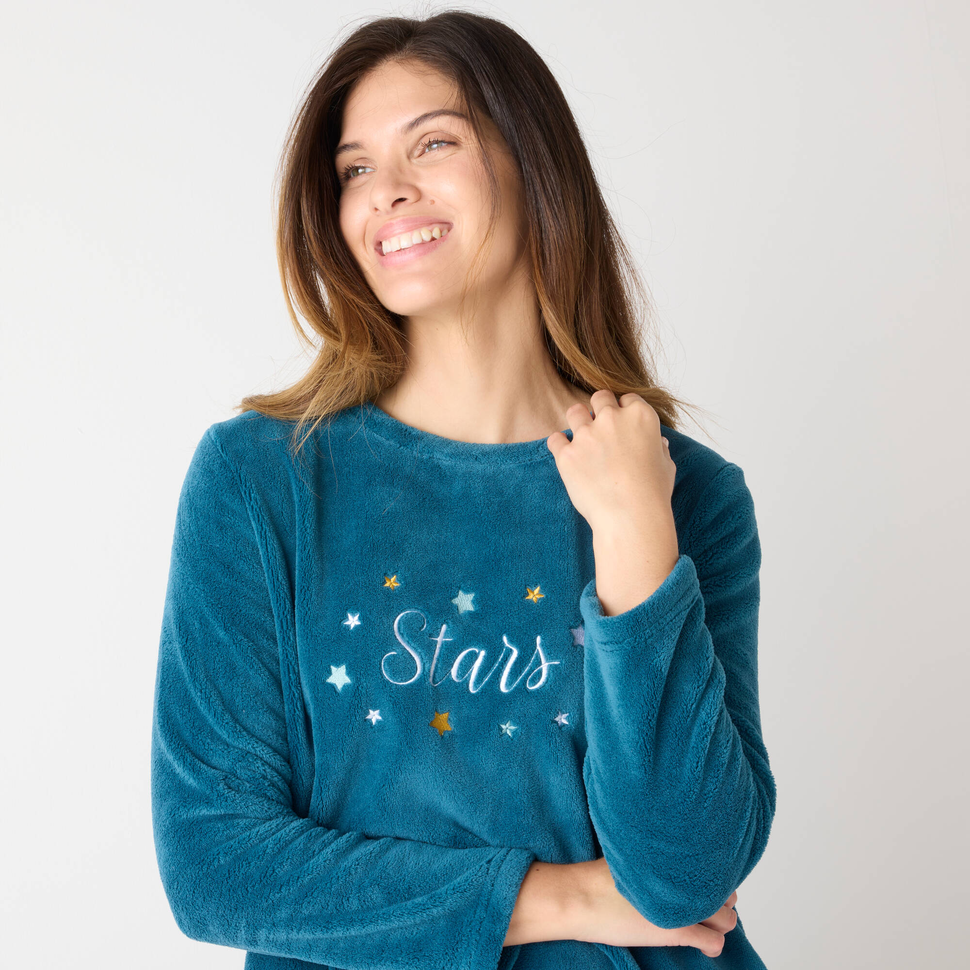 Chemise de nuit longue broderies étoiles, maille polaire