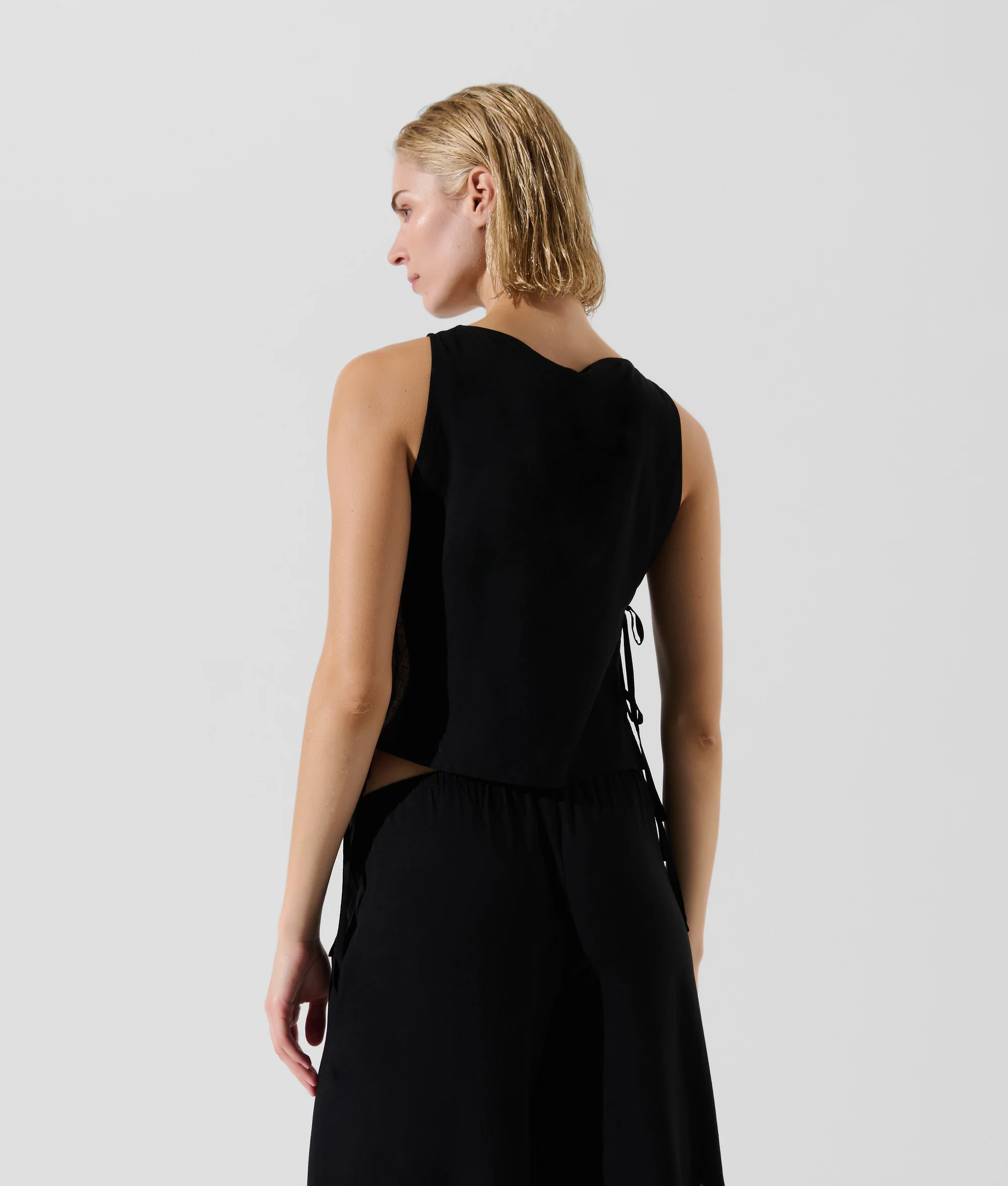 SIDE-TIE BEACH TOP