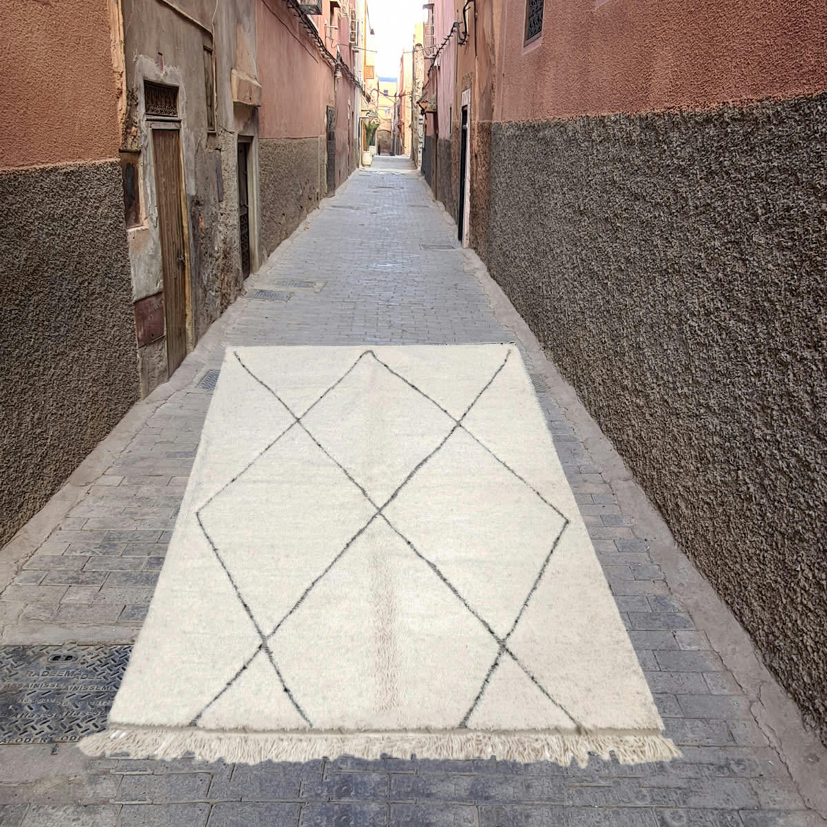 BERBERE - Tapis berbère original marocain laine noir blanc 150 x250